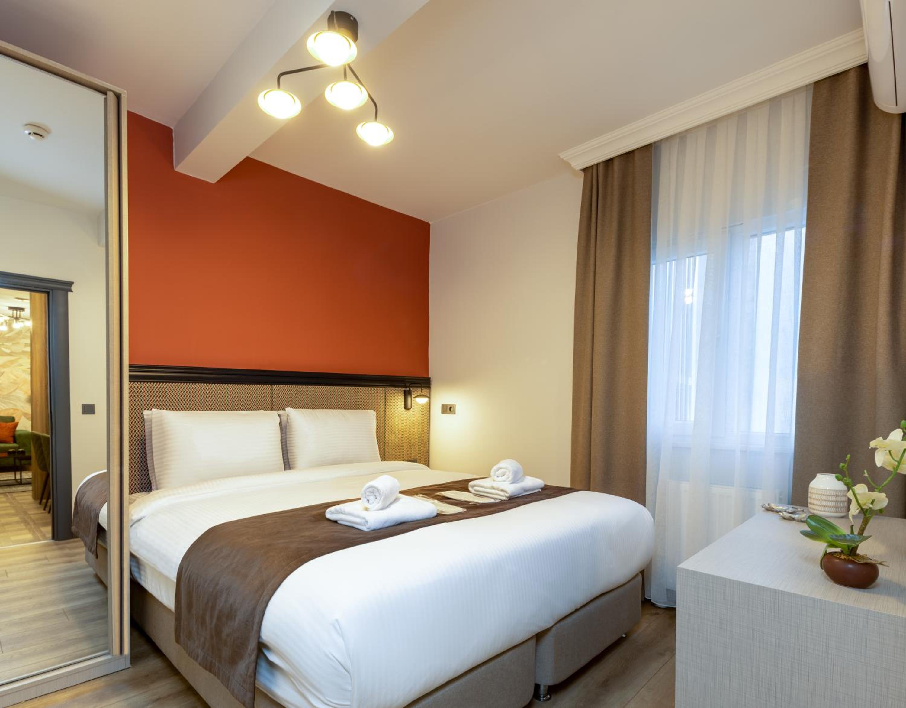 BayMari Suites Şehir Hayatı - Image 19