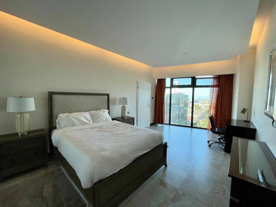 City View Apartment Nestled in the Heart of NBO view 2