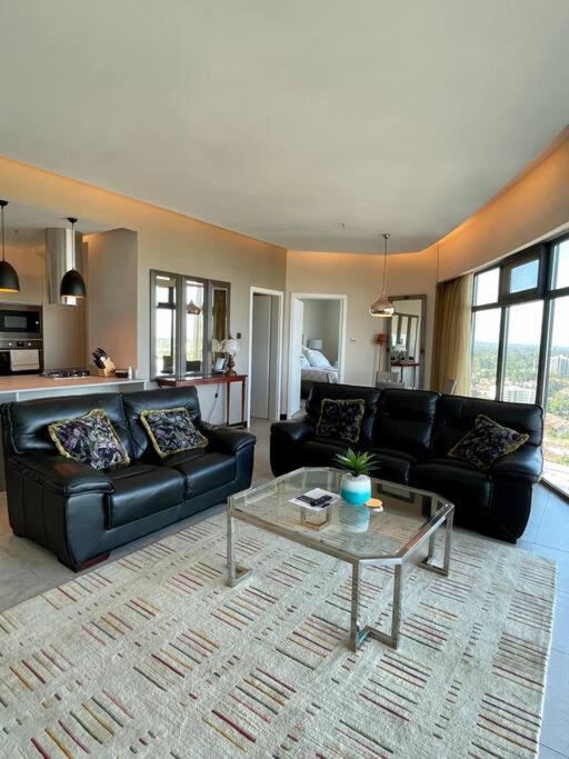 City View Apartment Nestled in the Heart of NBO view 3