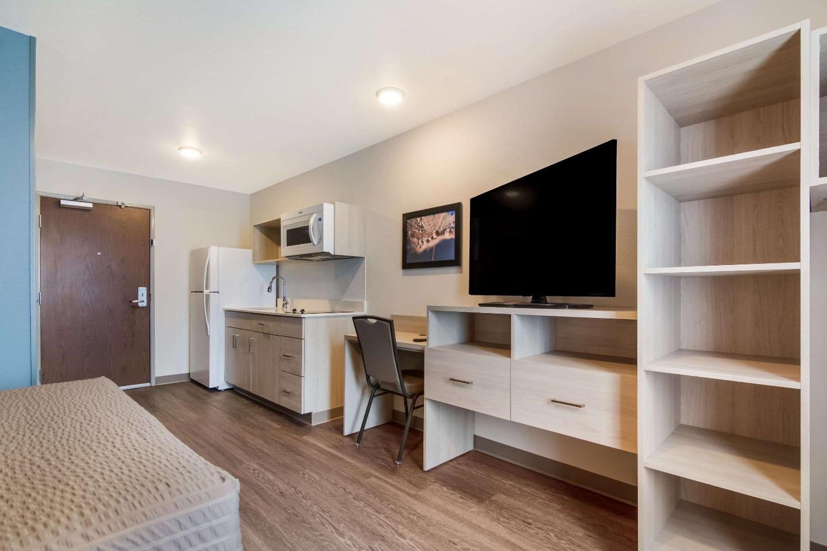 Raleigh Vacations - WoodSpring Suites Morrisville - Raleigh Durham Airport - Property Image 1