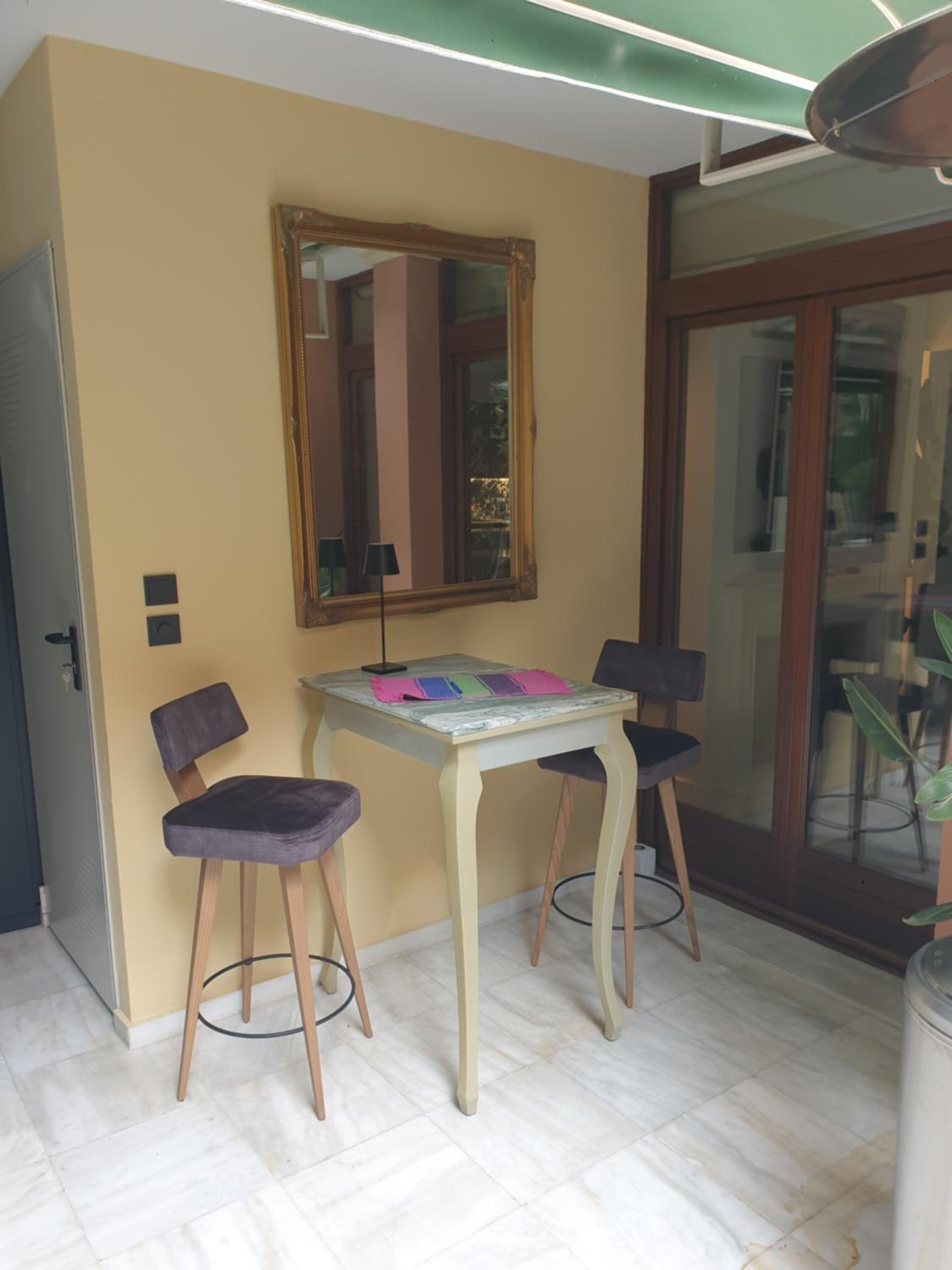 Farmaki Residence, Plaka