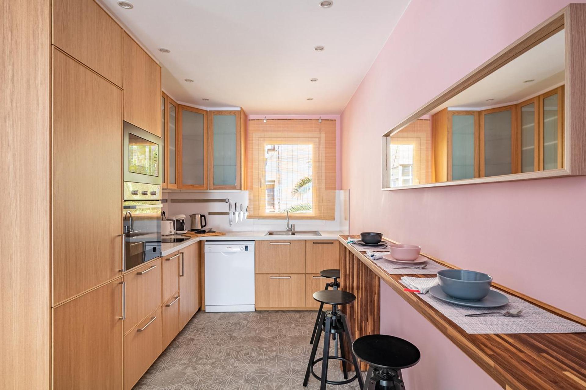 Three bedrooms apartment