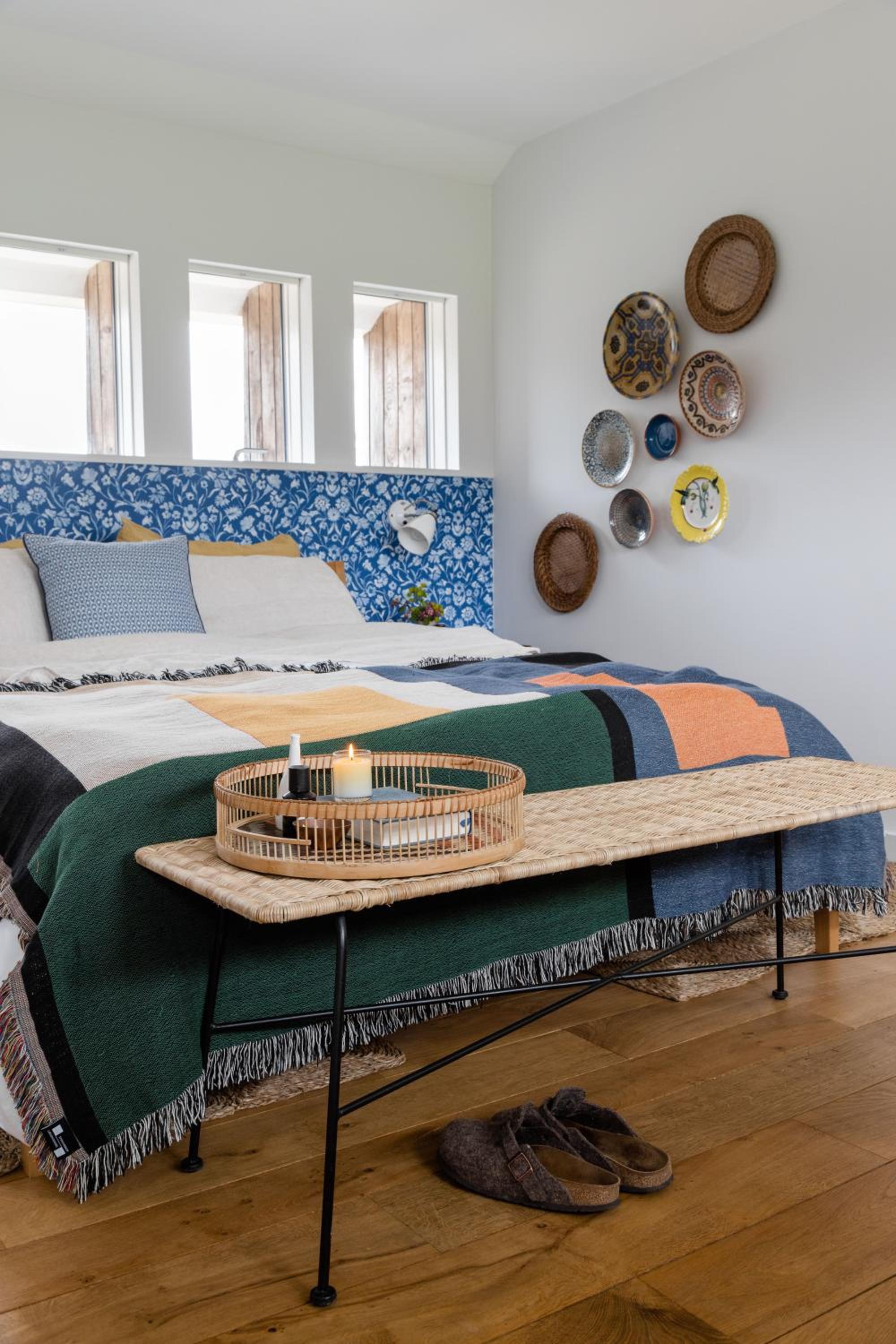 The Cob at Venn Farm - Award Winning Architecture with Hot Tub Near Cornish Surf Beaches