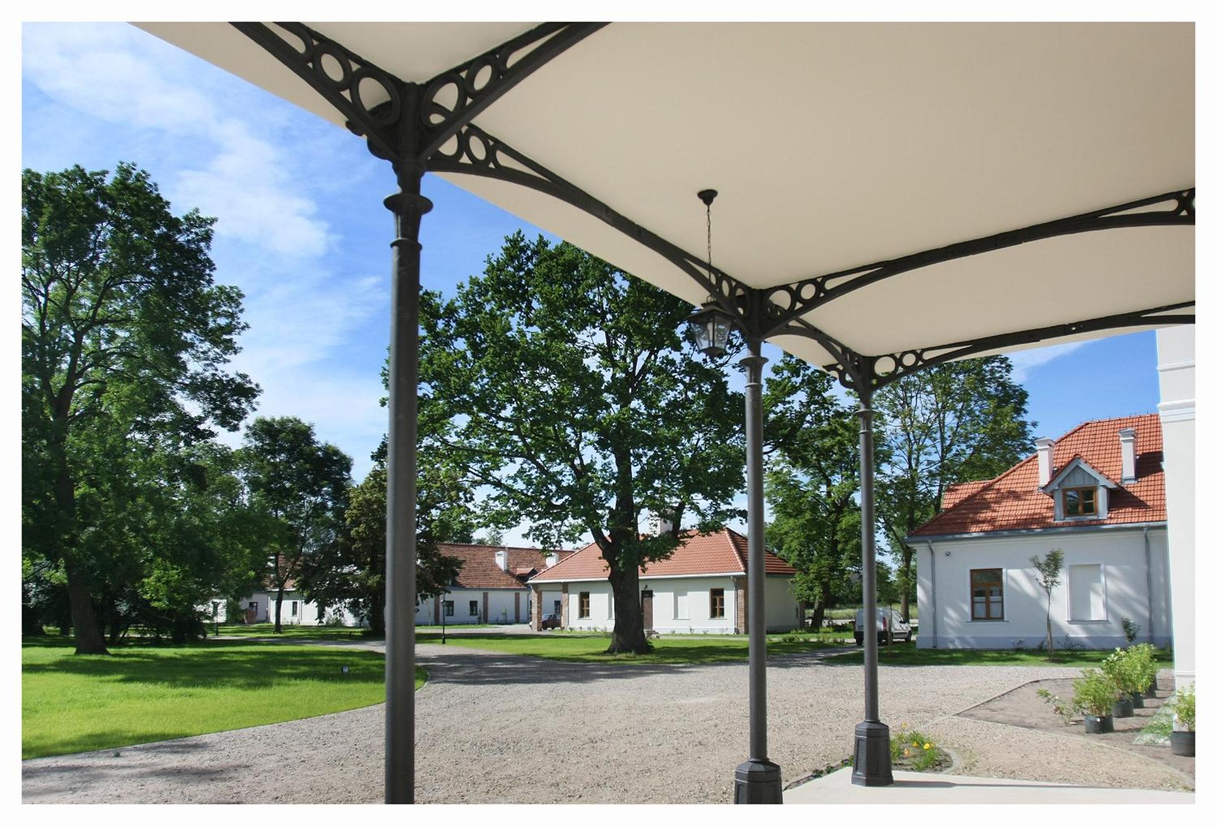 Pałac Łochów