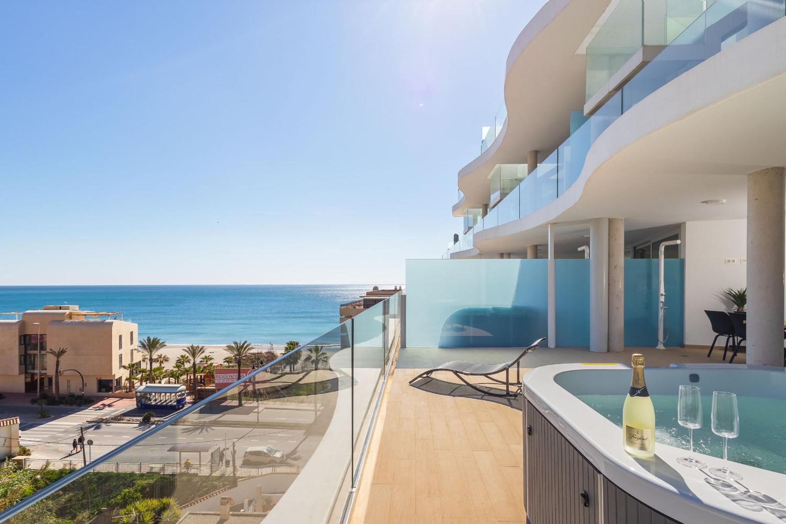 Hotel Higuerón Rental Wave&Sea - Image 1