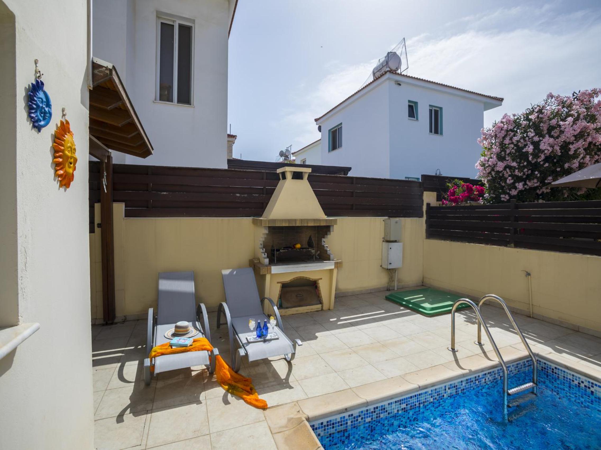 Protaras Villa Amber By The Sea view 2
