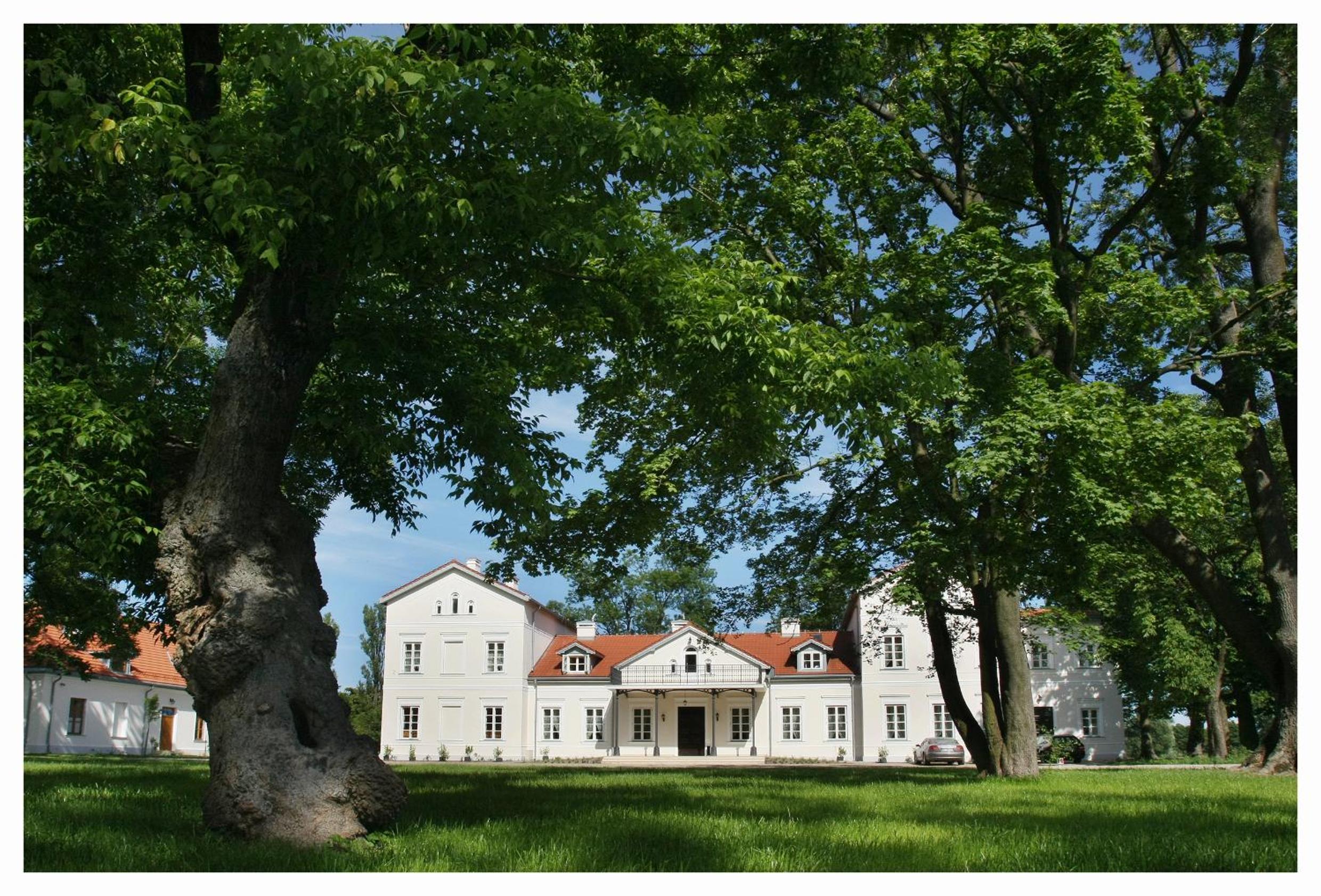 Pałac Łochów
