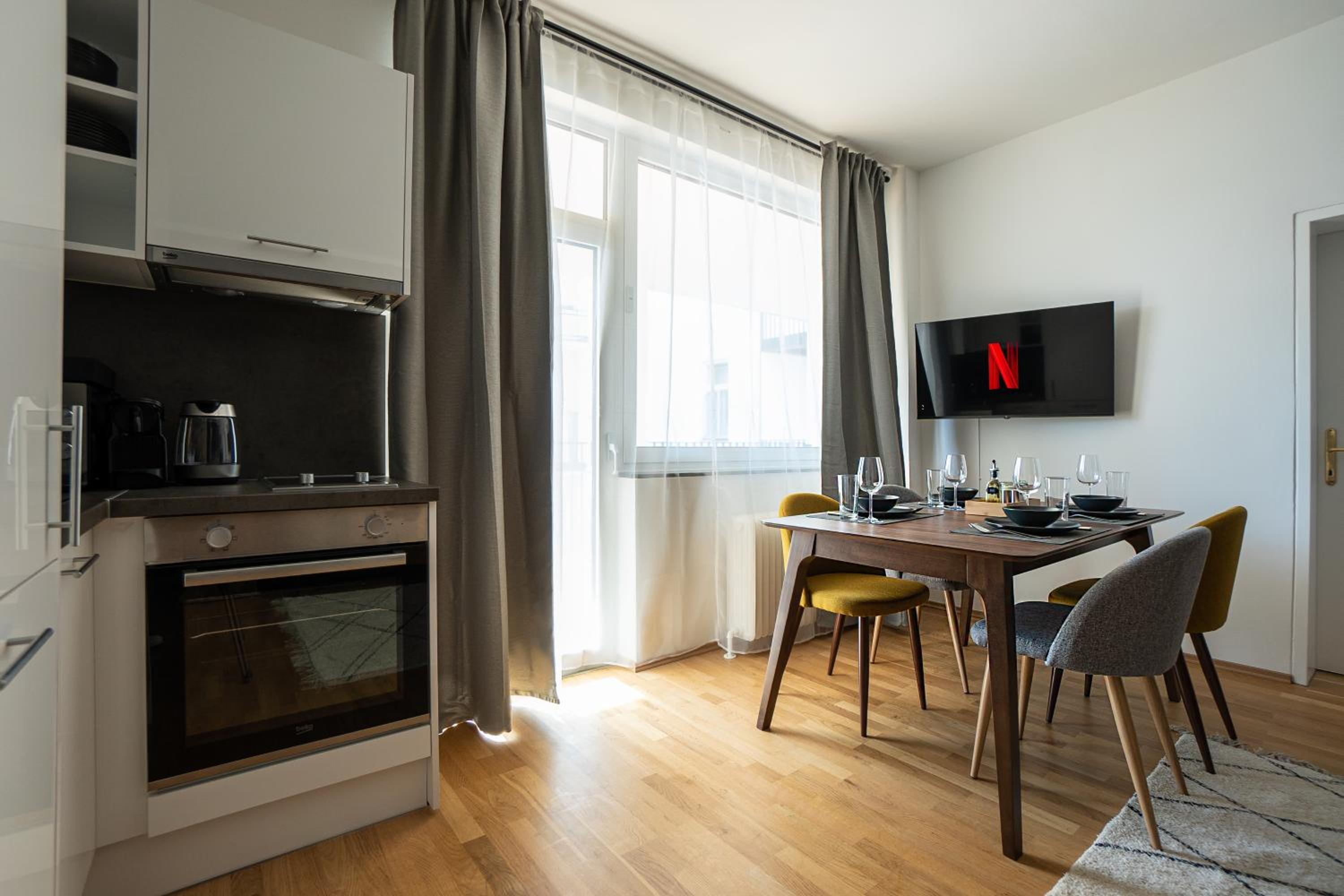 Bright stylish apartment with a huge terrace in a top location