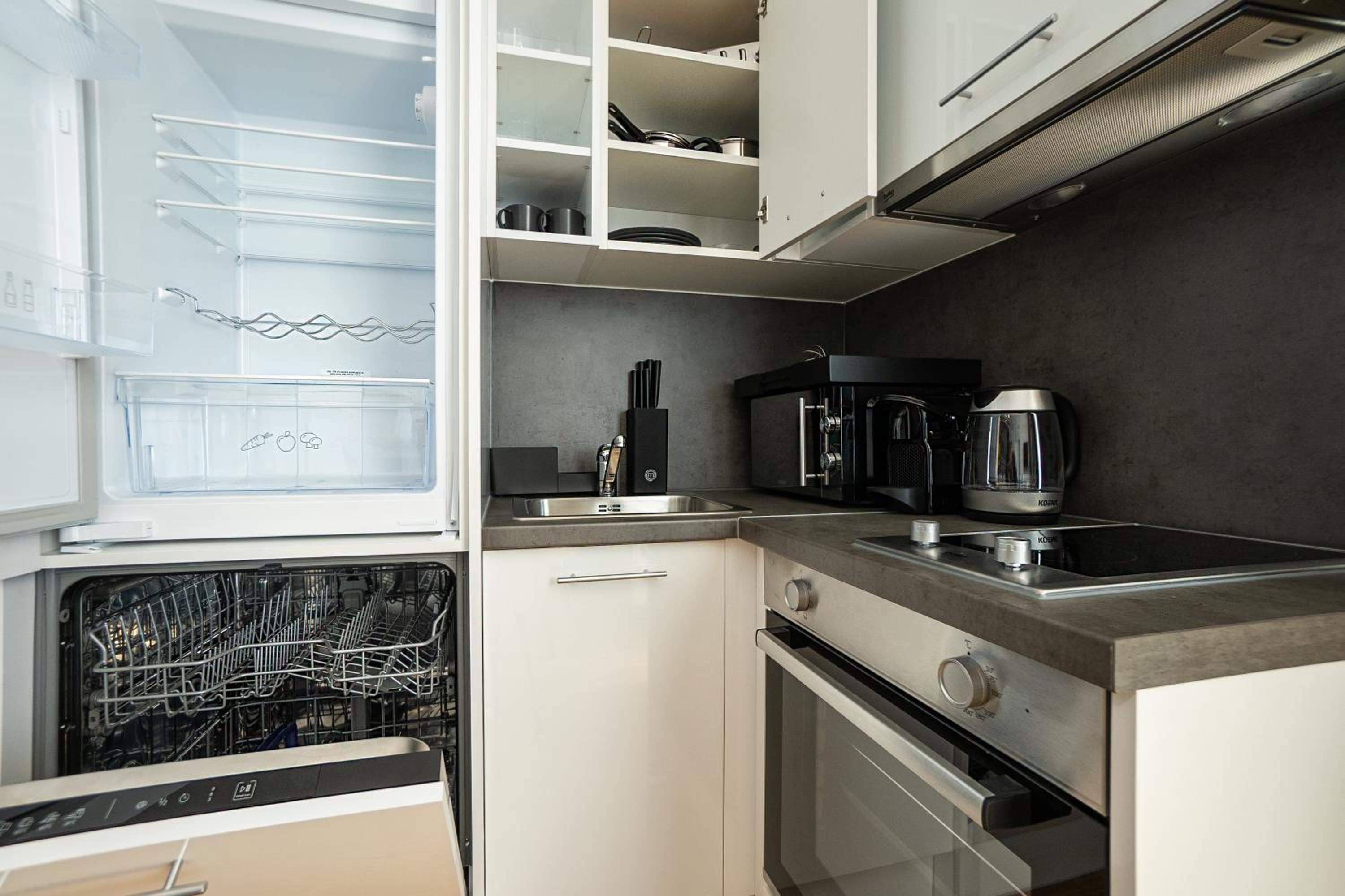 Bright stylish apartment with a huge terrace in a top location