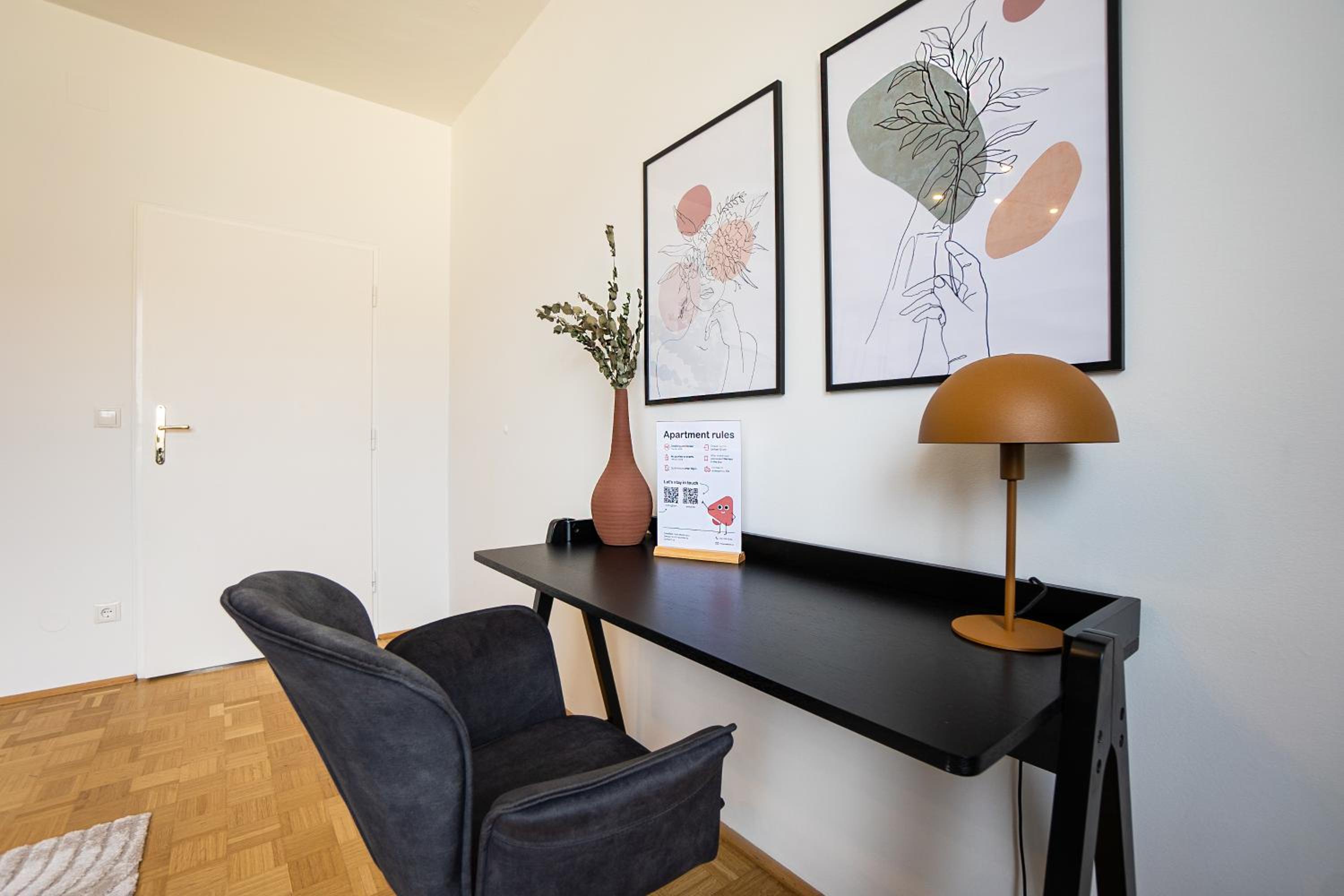 Bright stylish apartment with a huge terrace in a top location