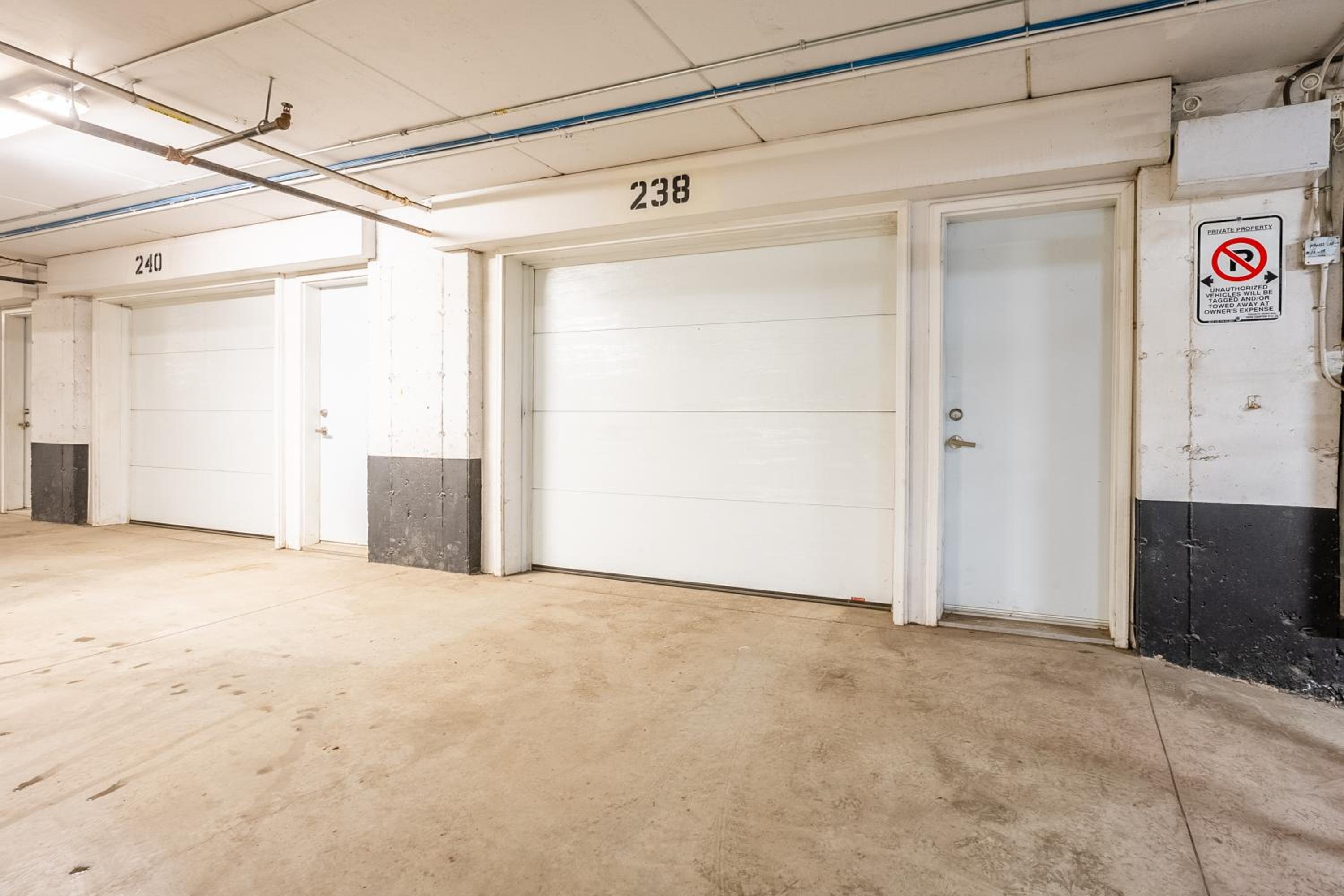 GLOBALSTAY Exclusive 4 Bedroom Townhouse in Downtown Toronto with Parking