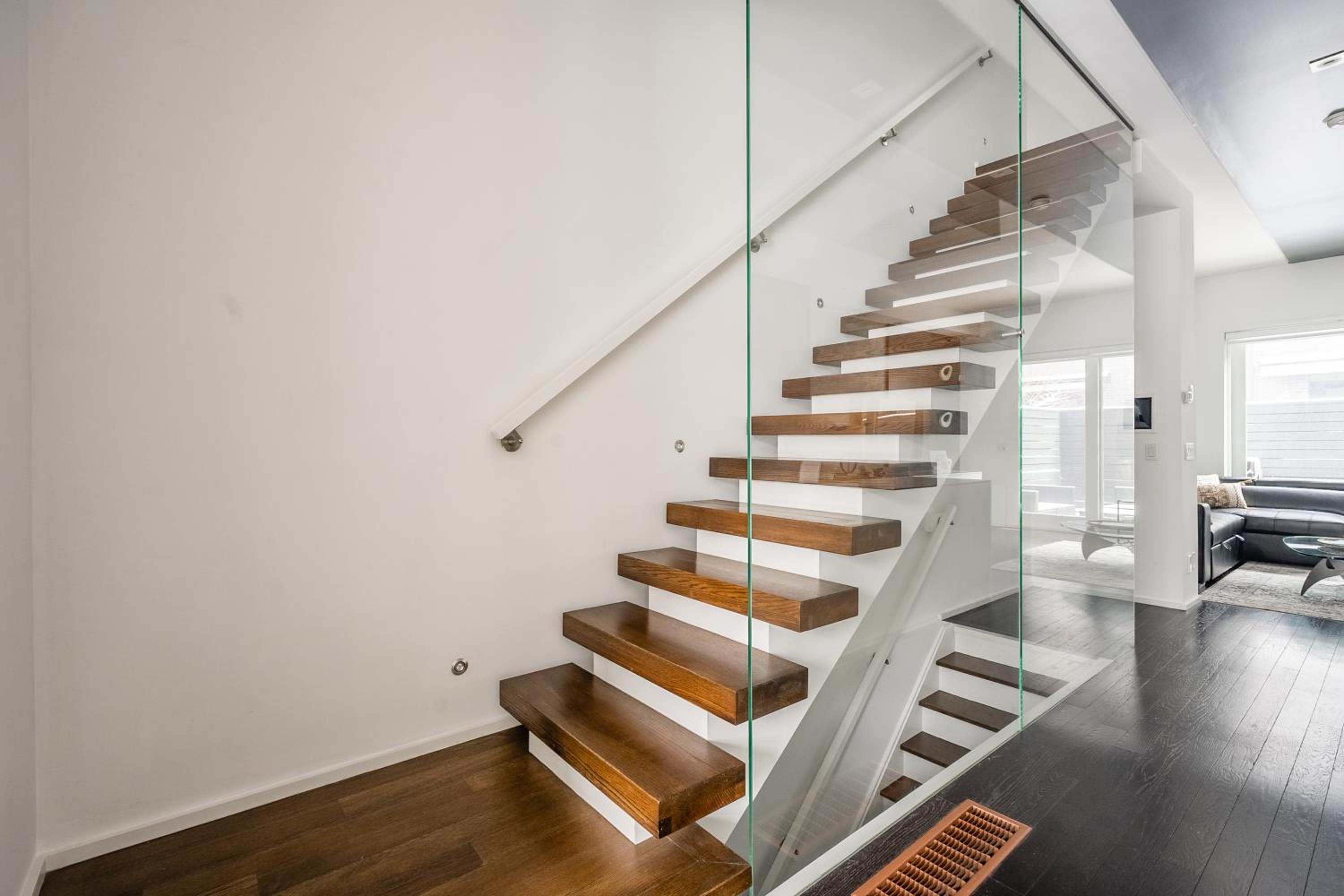 GLOBALSTAY Exclusive 4 Bedroom Townhouse in Downtown Toronto with Parking