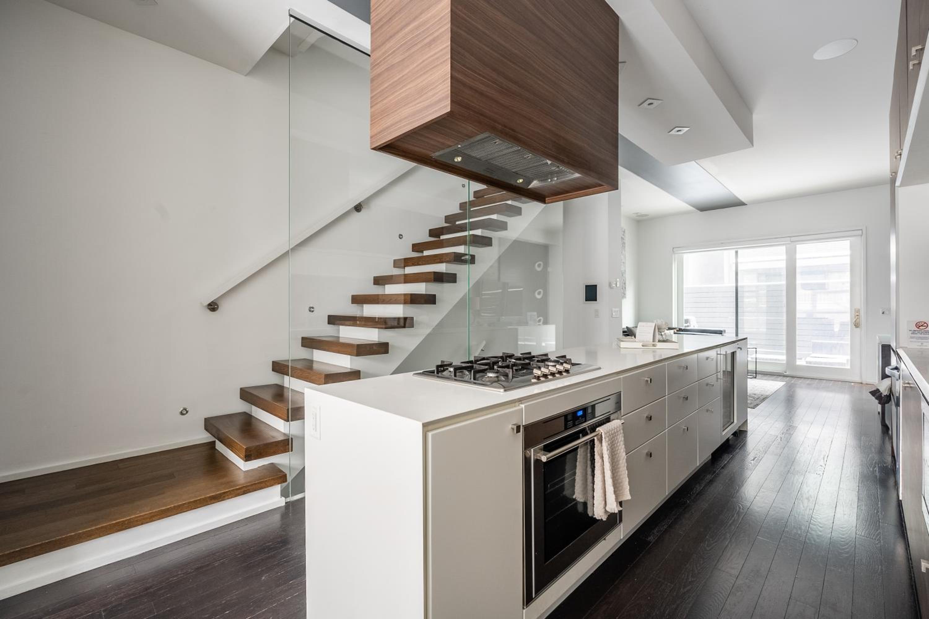GLOBALSTAY Exclusive 4 Bedroom Townhouse in Downtown Toronto with Parking