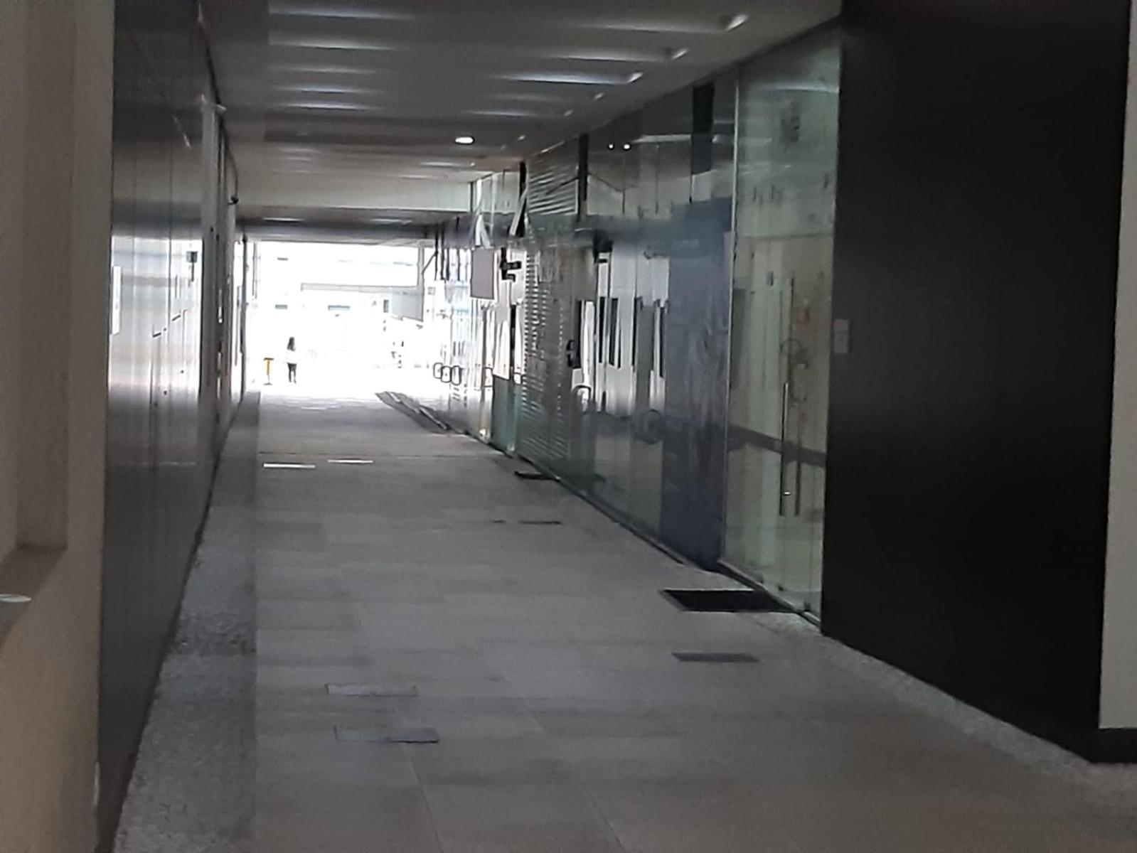 Studio Moderno e Aconchegante