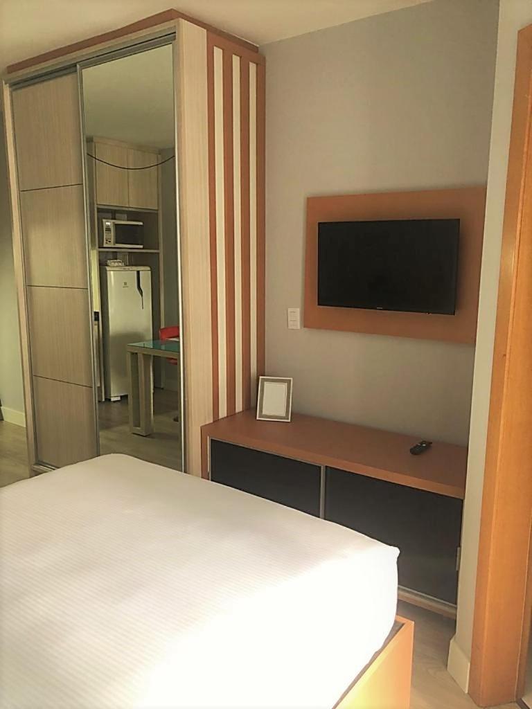 Studio Moderno e Aconchegante