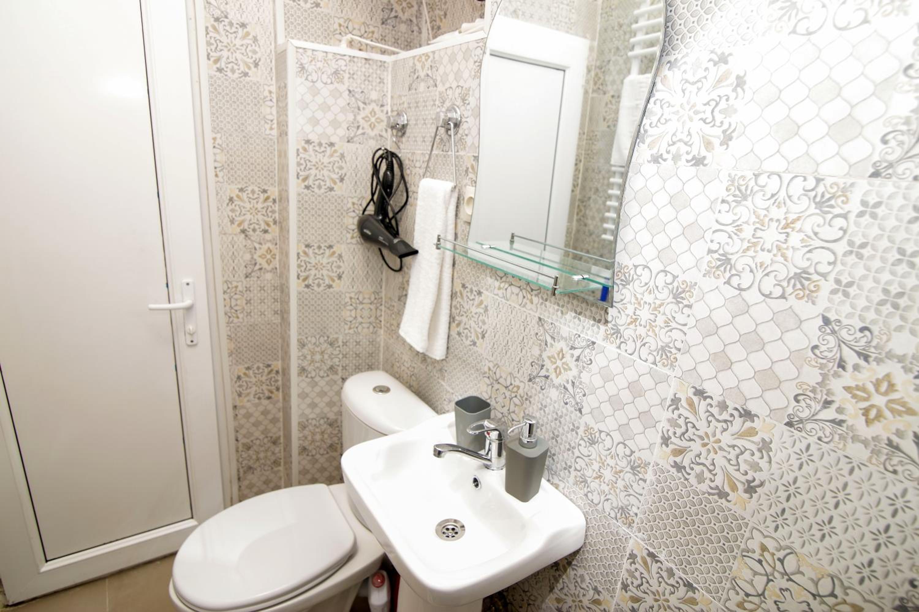 Photo 31