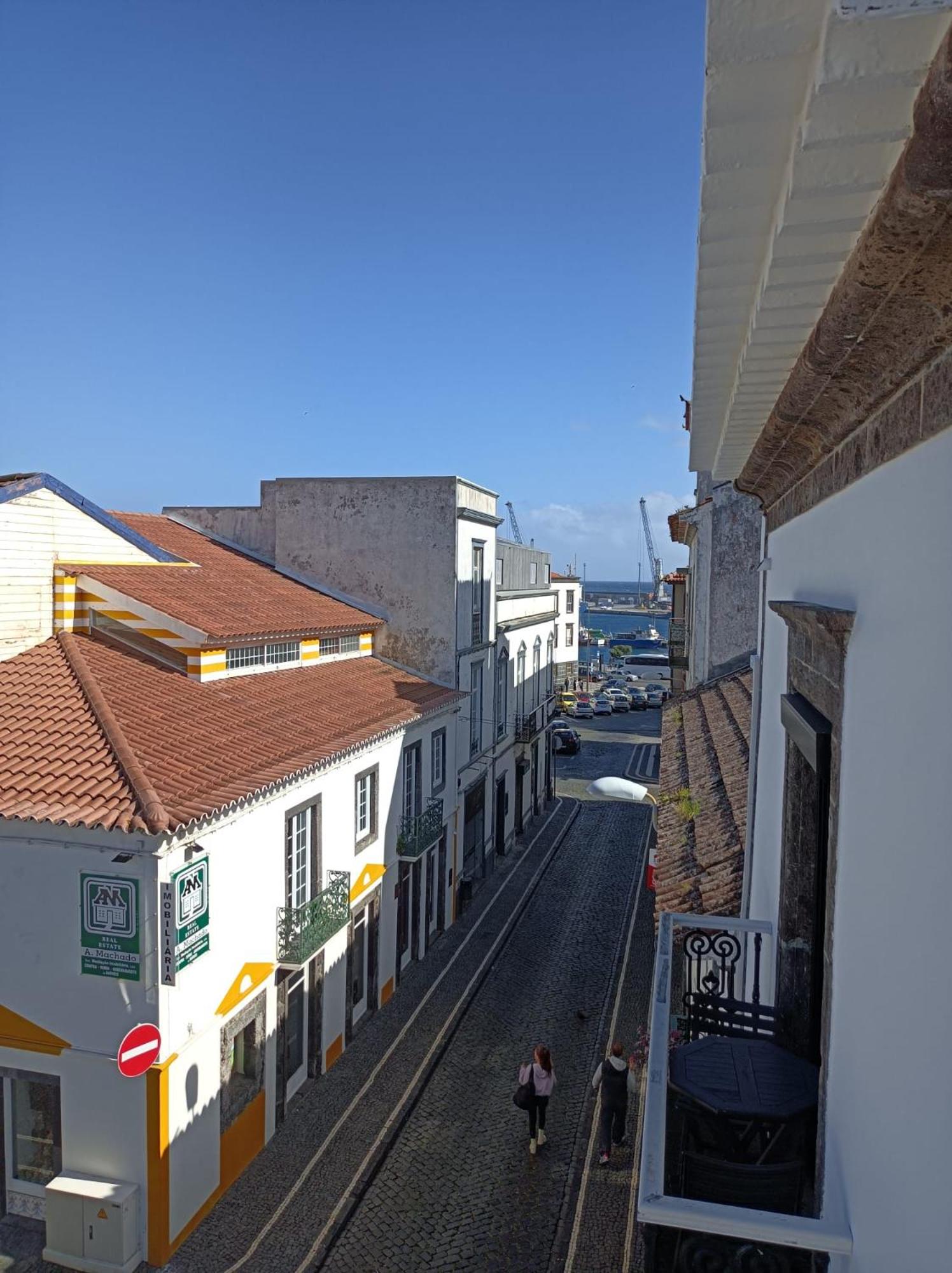 Santo Cristo Apartments view 5