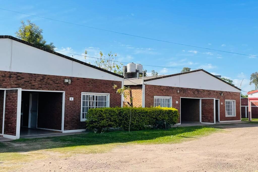 G2 Casa en Villa Ángela 2 dormitorios con Garage Independiente