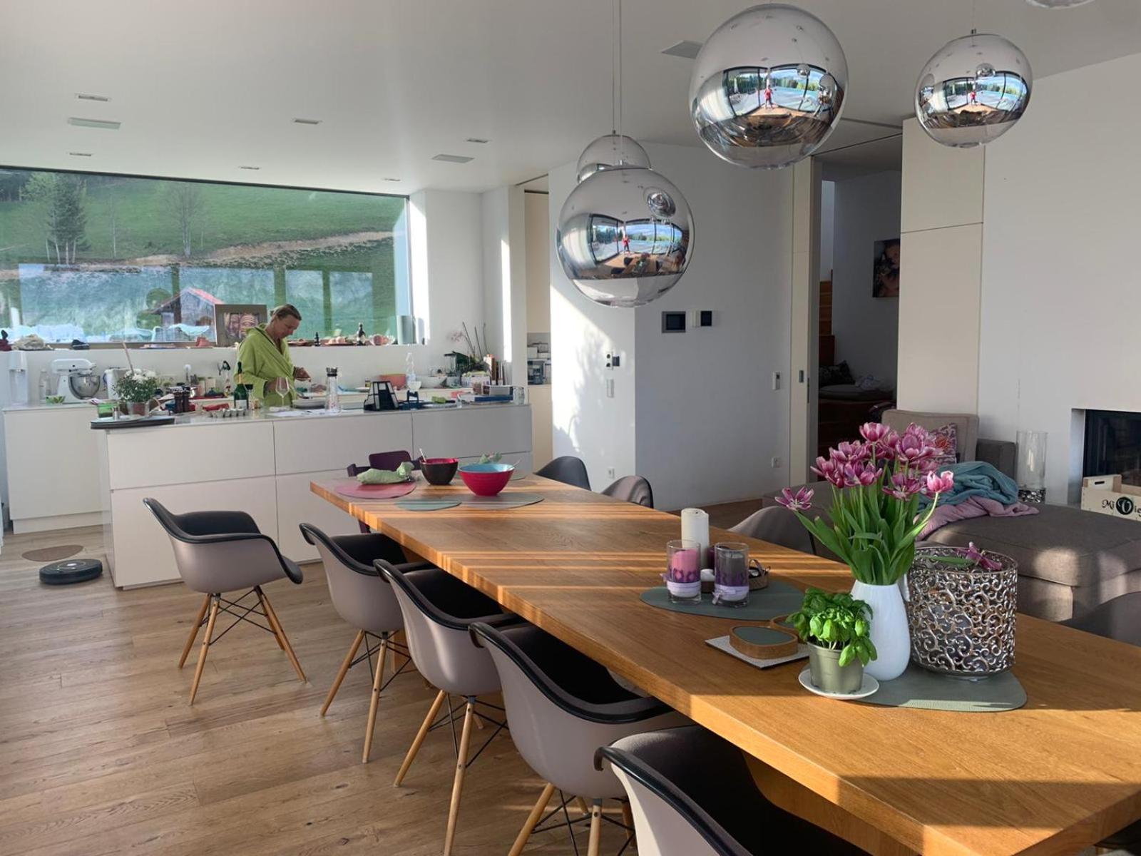 Attersee Luxury Design Villa with dream views, large Pool and Sauna