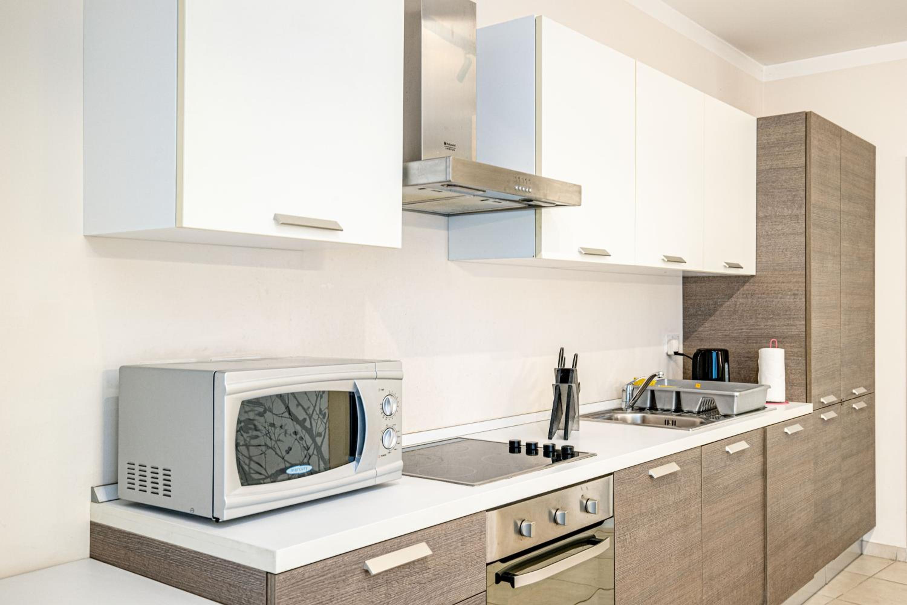 Cozy, modern studio apartment in the heart of St Julians photo 4