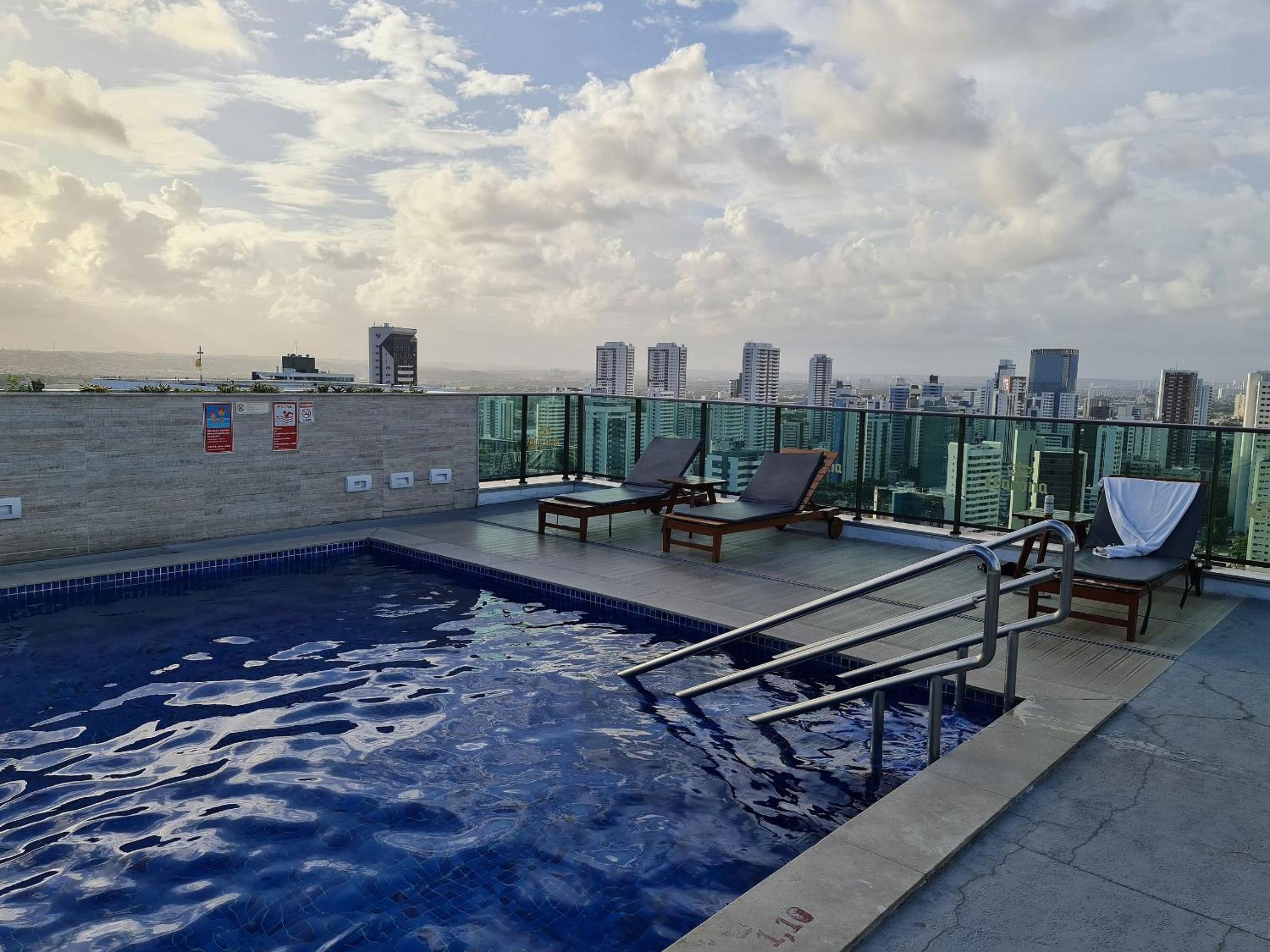 Confortável Flat em Boa Viagem com vista