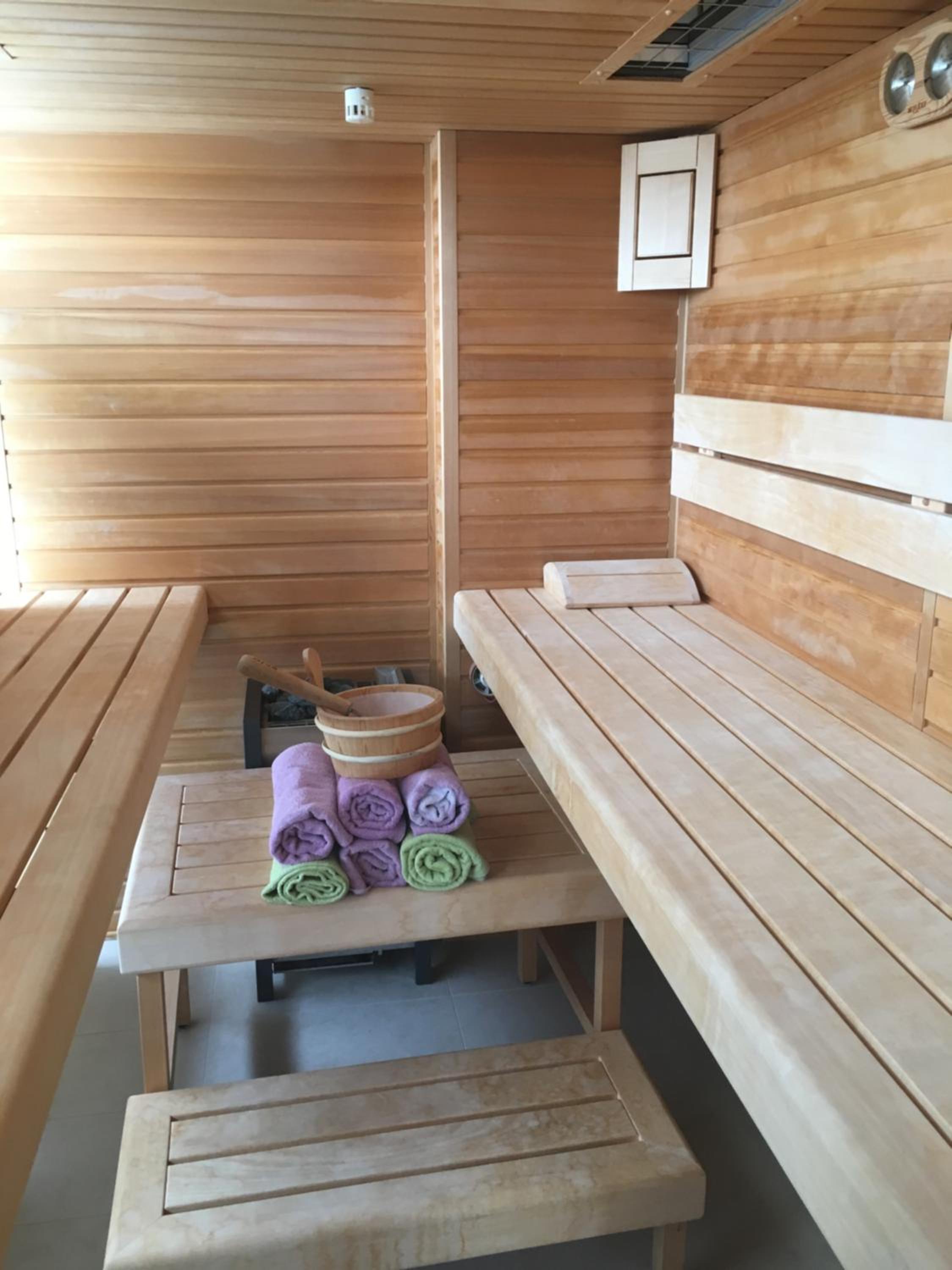 Attersee Luxury Design Villa with dream views, large Pool and Sauna
