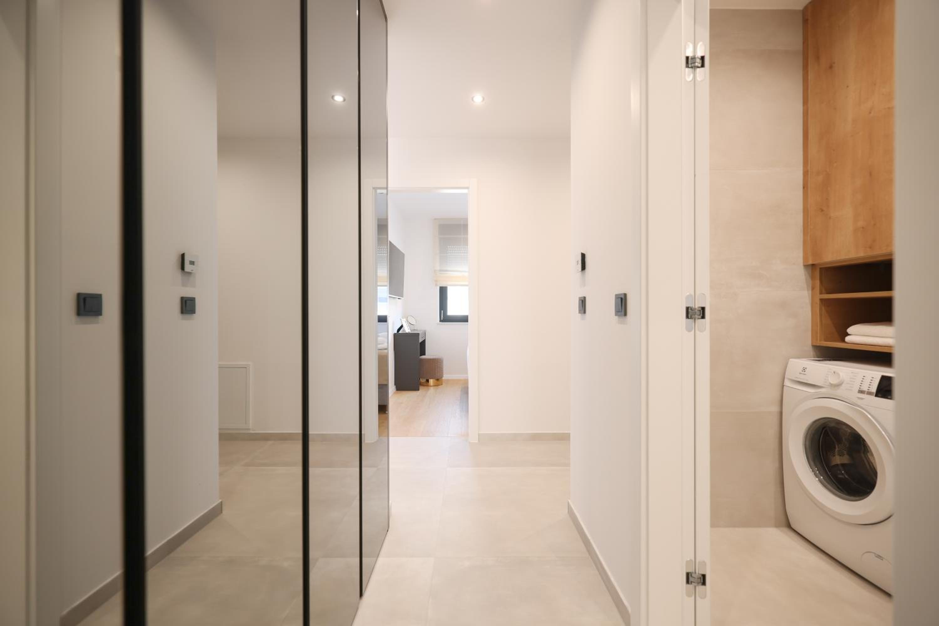 Leonardo Luxury Residence 2 Penthouse with jacuzzi view 4