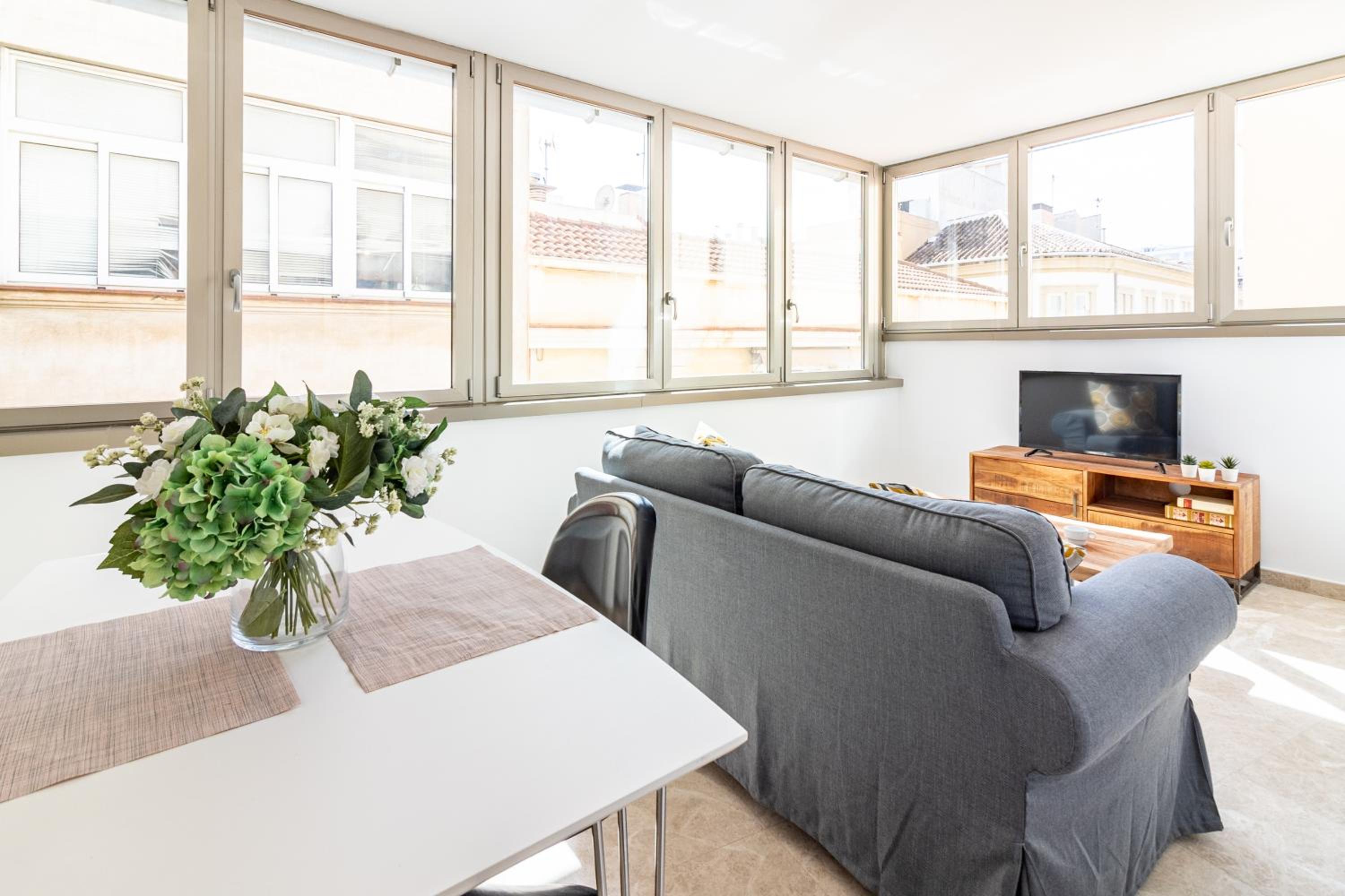 Sáenz Suites Gallery by Bossh! Apartments