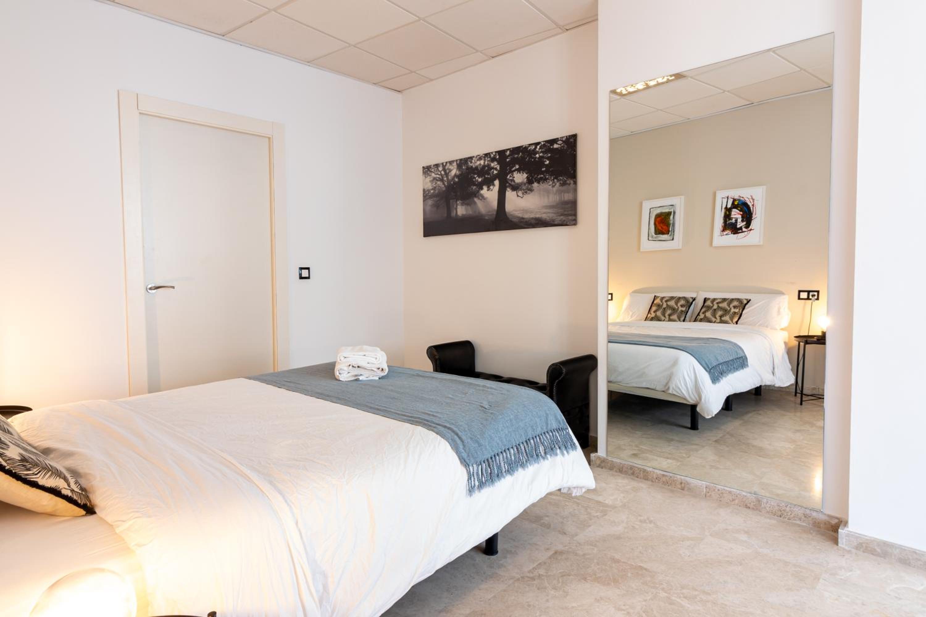 Sáenz Suites Gallery by Bossh! Apartments