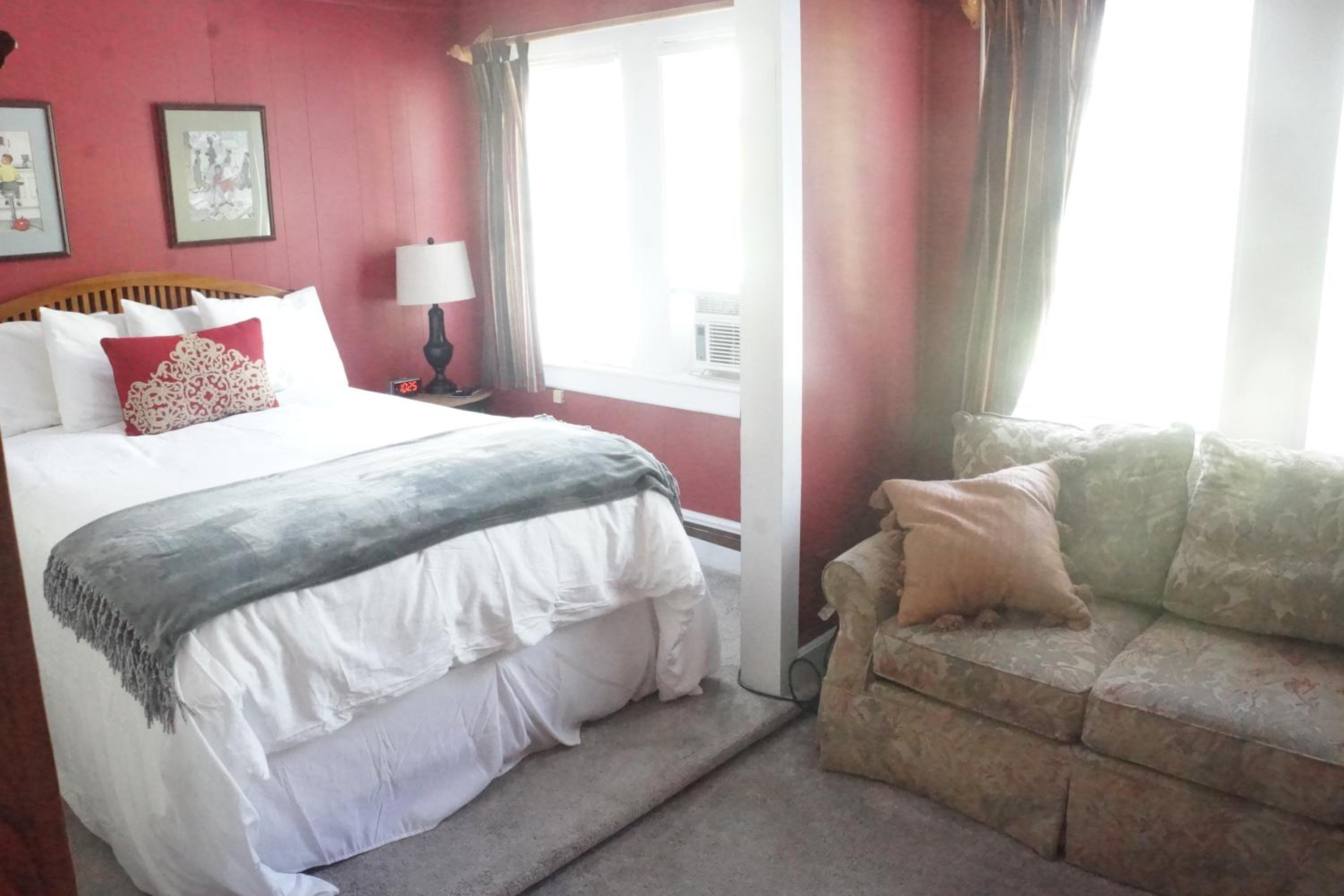 The Frogtown Inn