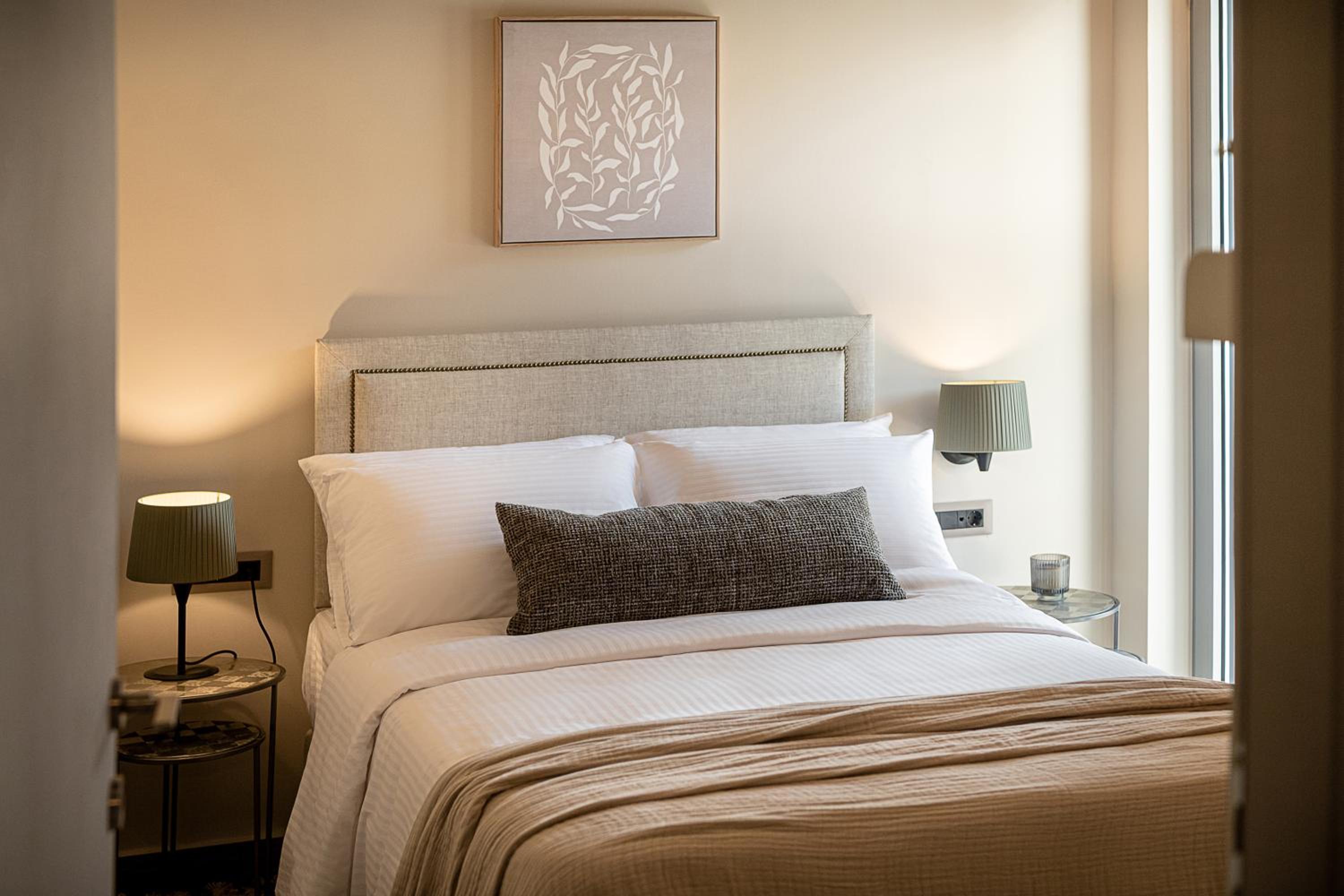 Emmanuel's Sea View Luxury Apartment photo 3