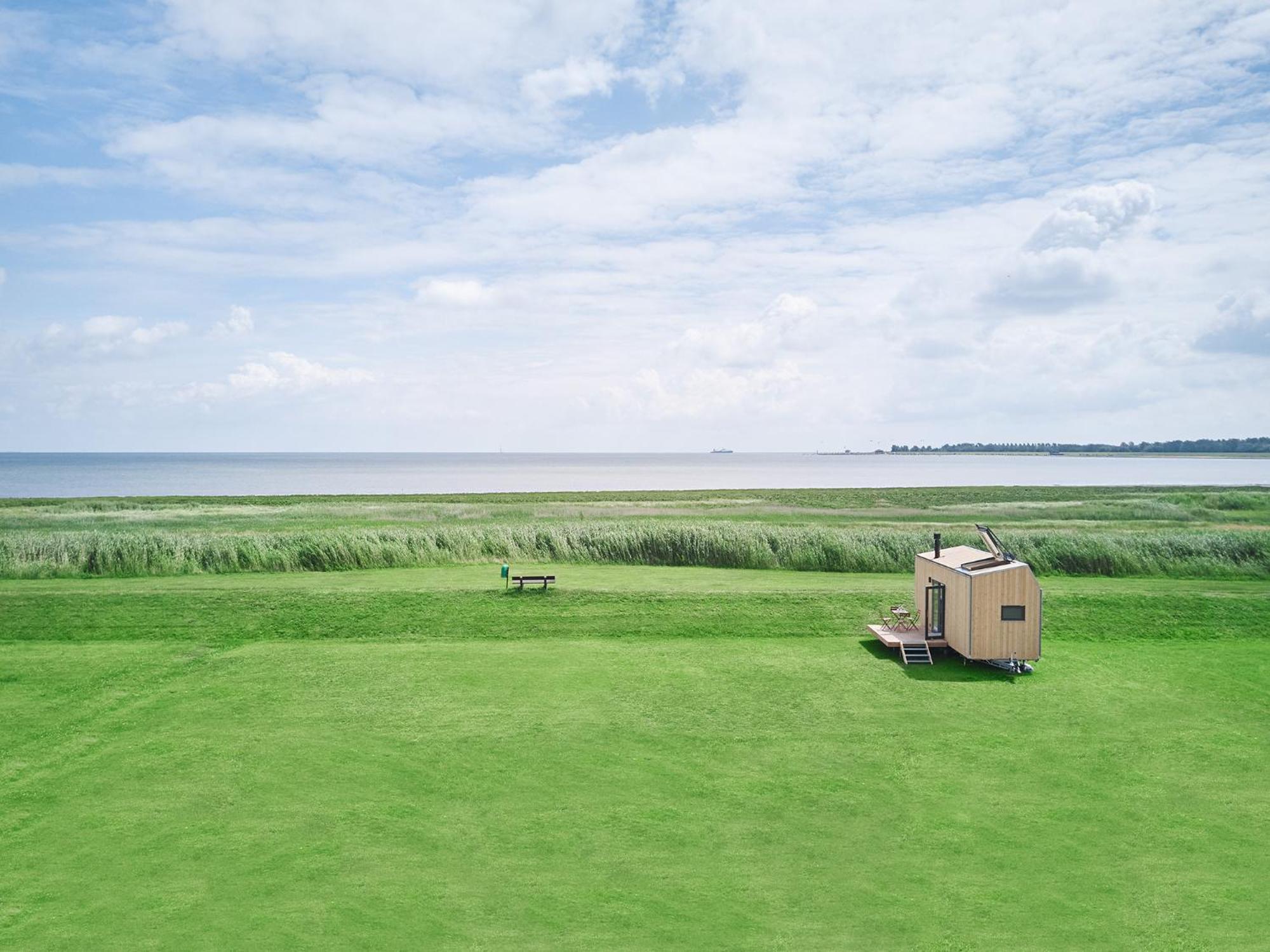 Tiny House Pioneer 6 - Green Tiny Spot Schillig view 3