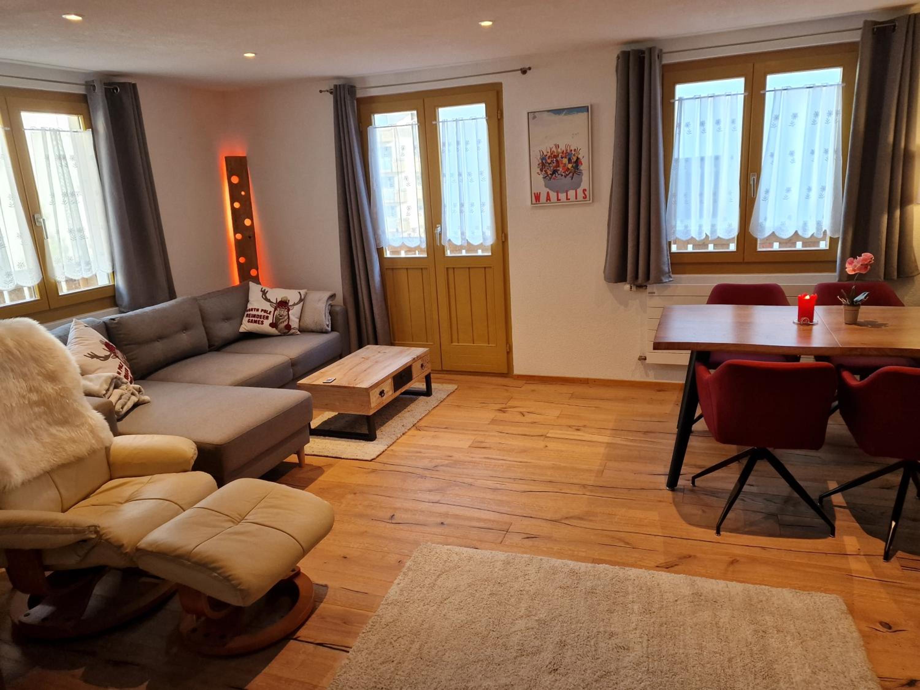 Chalet-Daheim-Fiesch 3,5-Zimmerwohnung