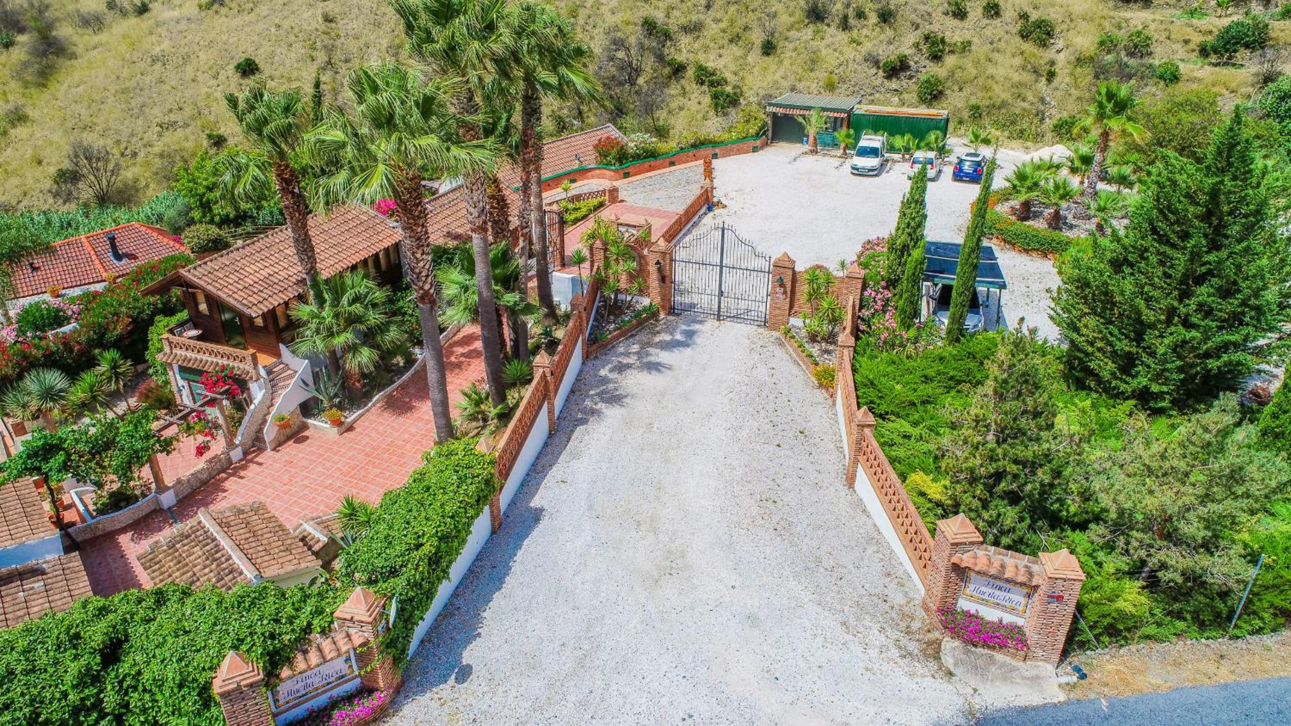 Cubo's Mijas Finca Huerta Rica Paraiso