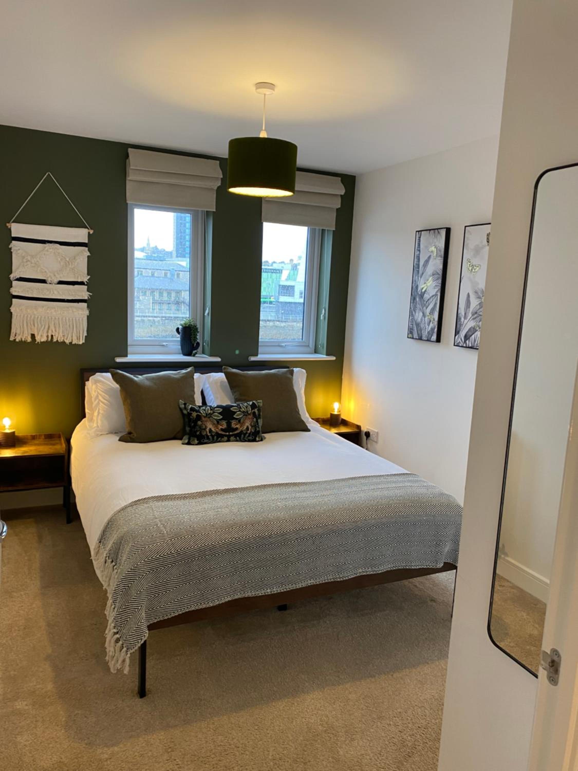 Luxury Riverfront Apartment