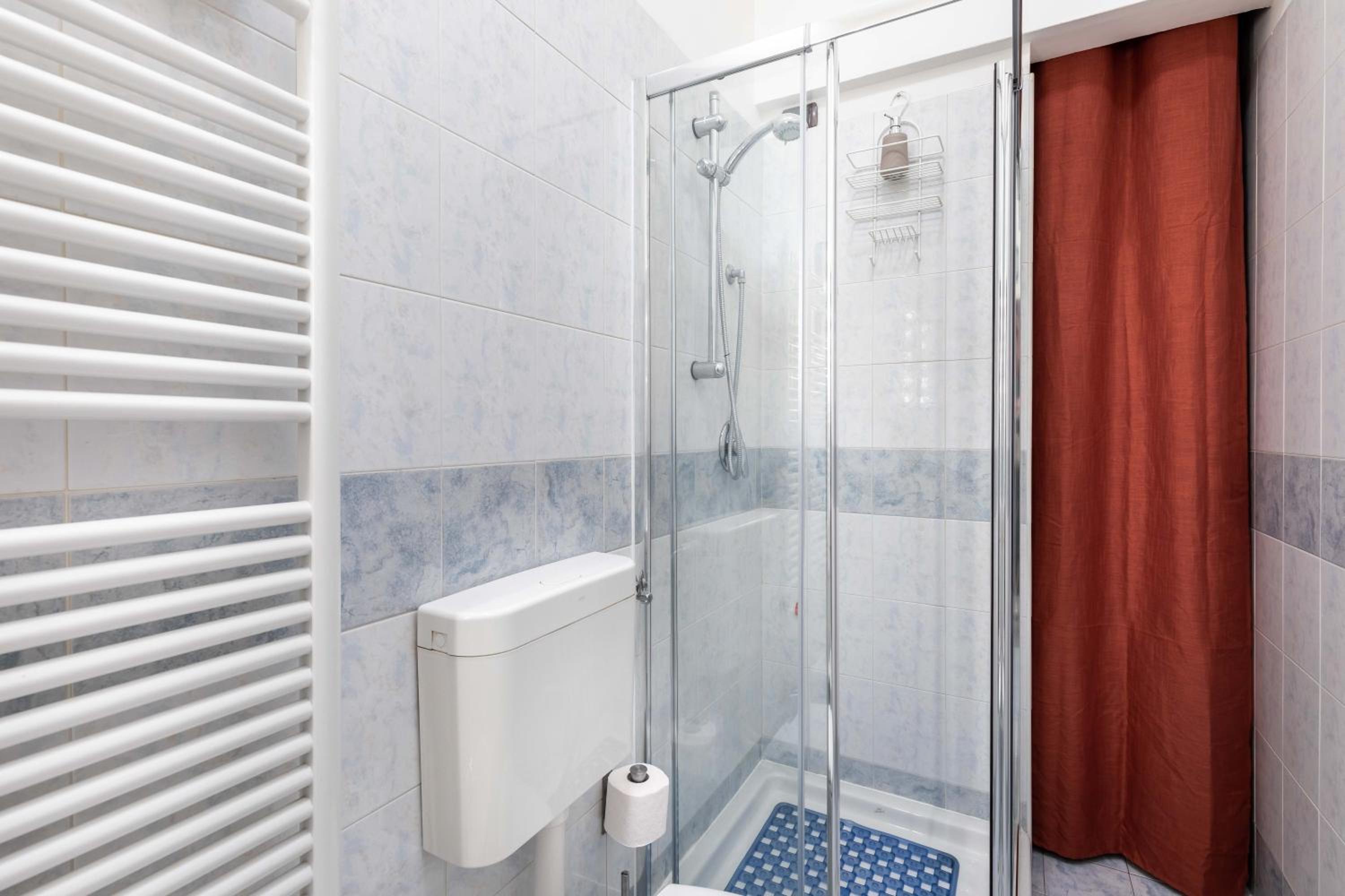 Milano - Buenos Aires - wi-fi - Netflix - subway 5 min - near central station
