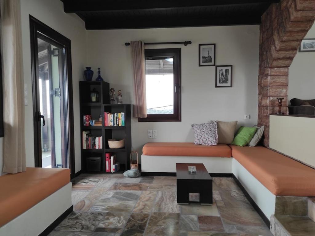 Villa Chloe - Amazing view Villa with swimming pool