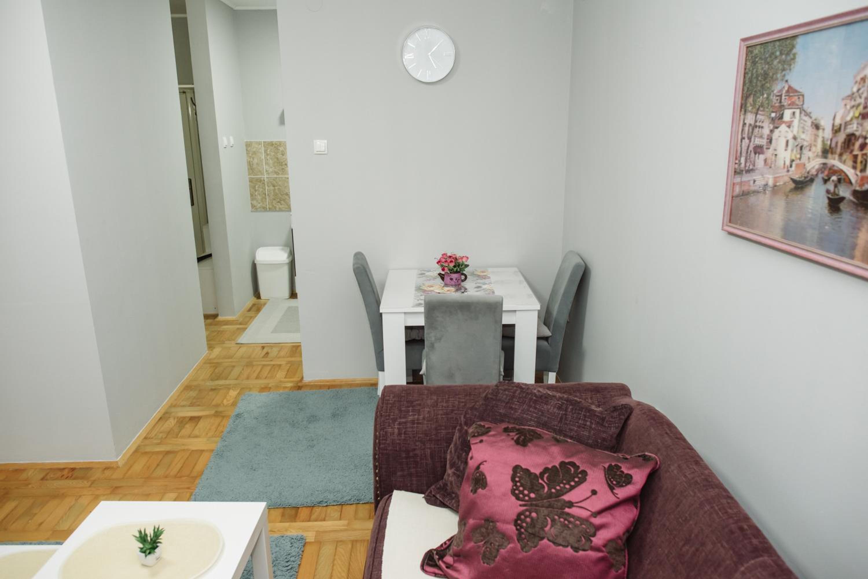 Photo 29