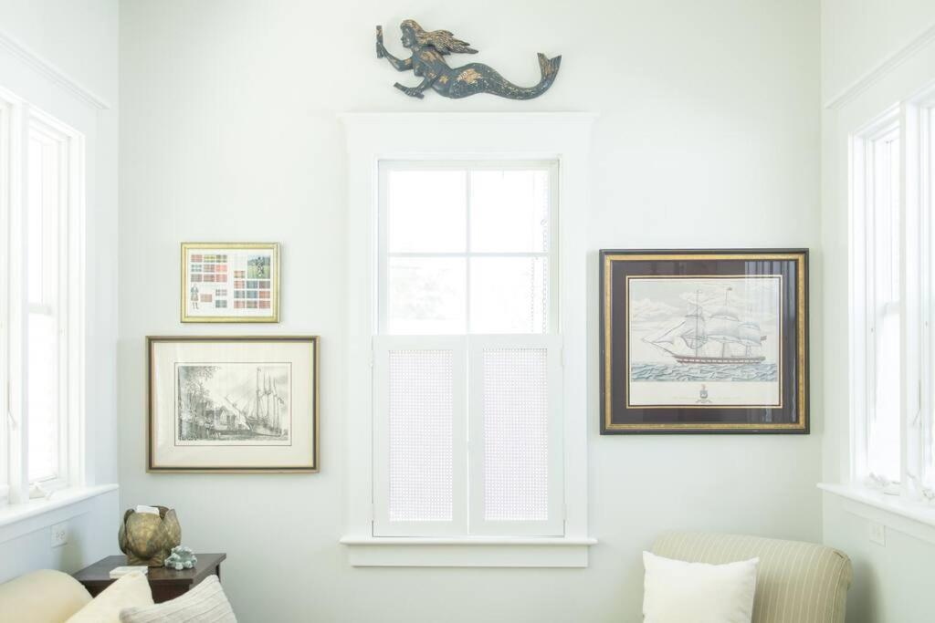 Charming Cottage near downtown Southport