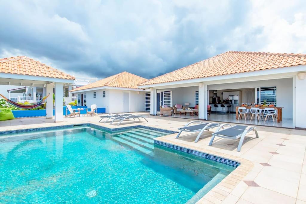 Villa Star Beach - Private pool and sea view!