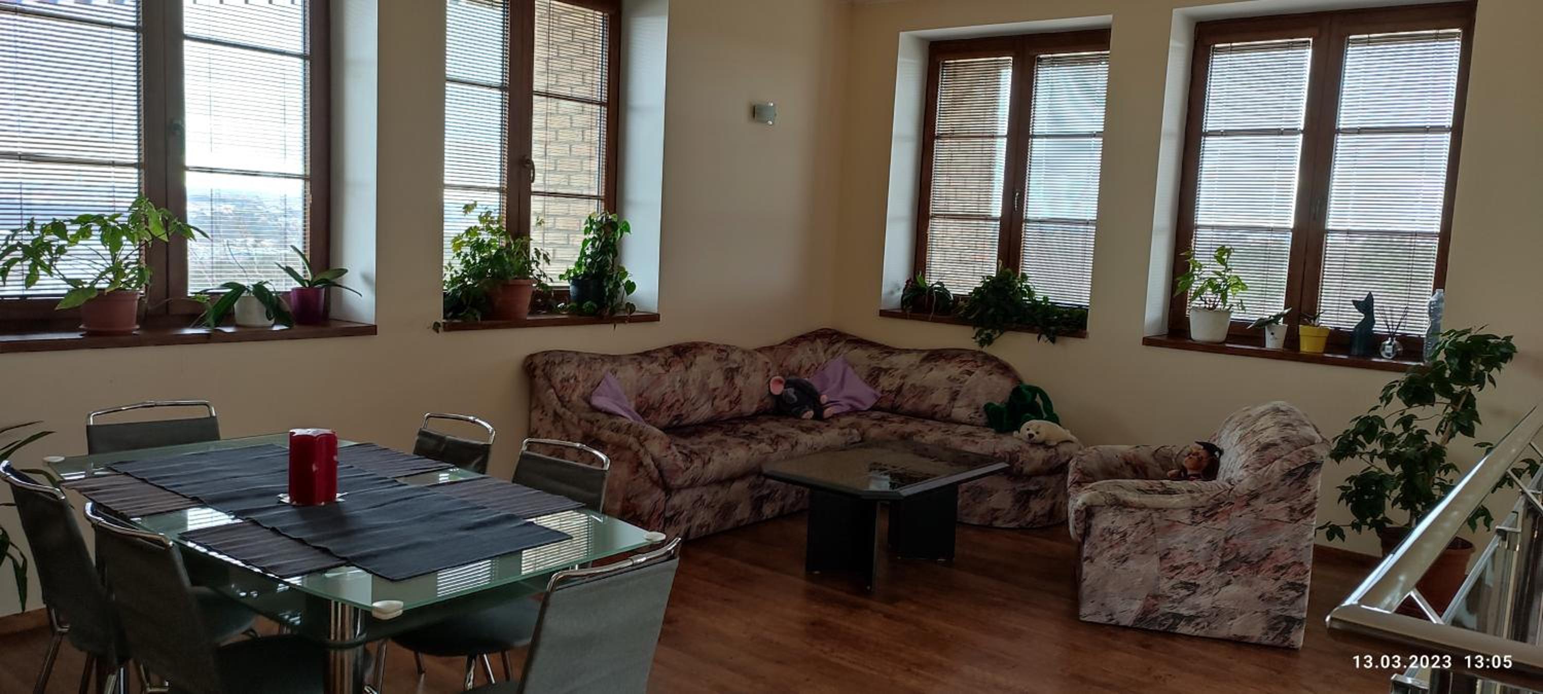 Villa Homestay Nad Helmrovkou