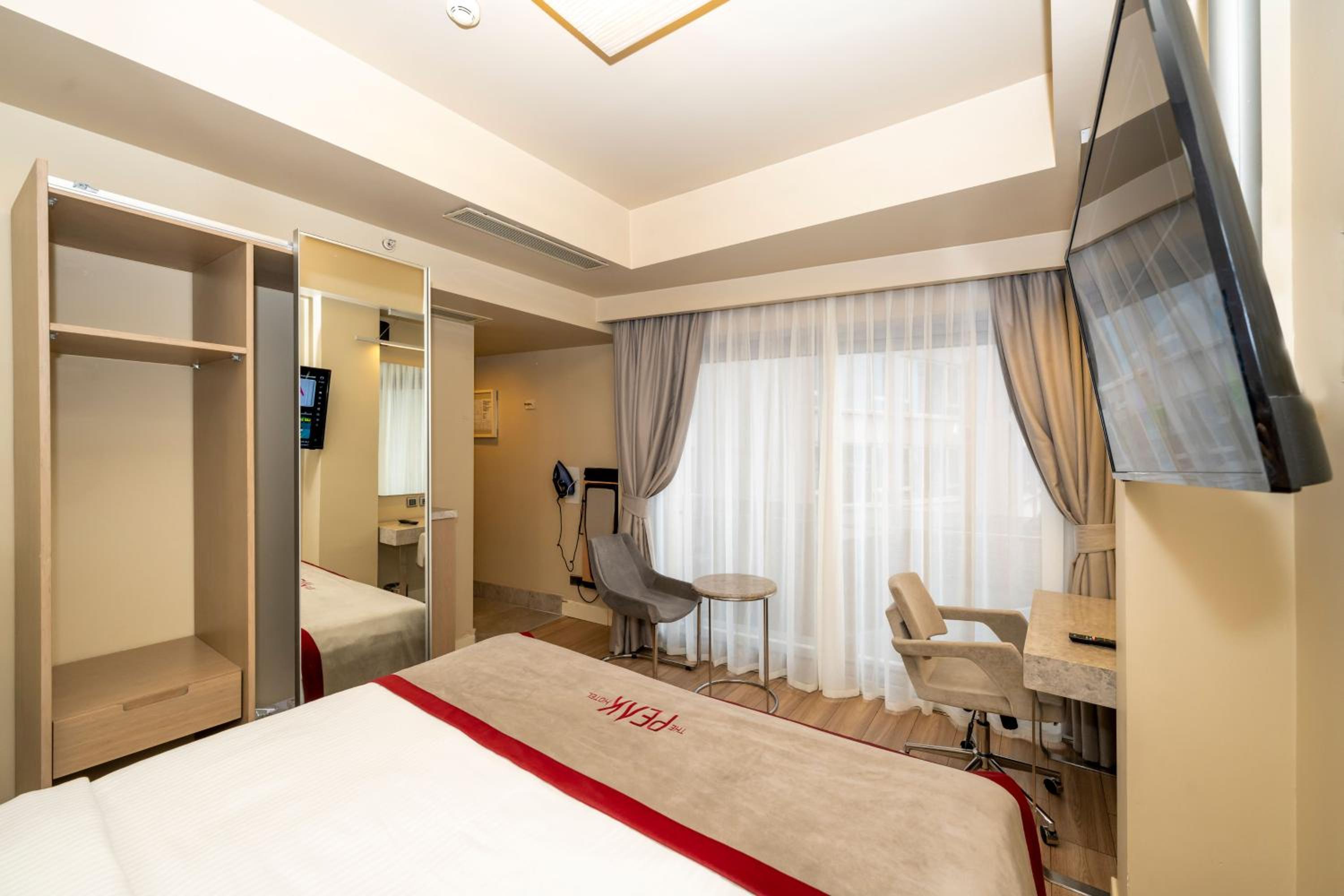Ramada By Wyndham Istanbul Pera Taksim - Image 78