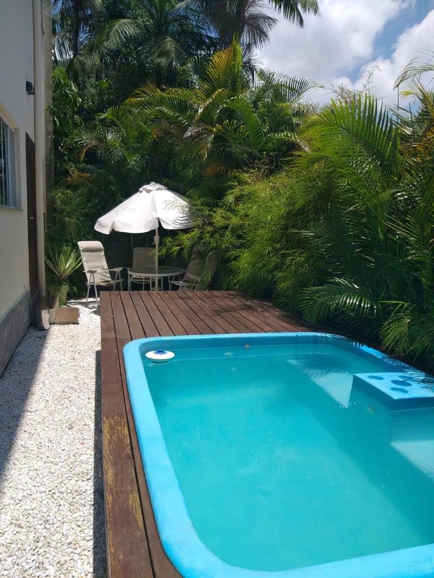 Casa 3 andares piscina e mesa de sinuca