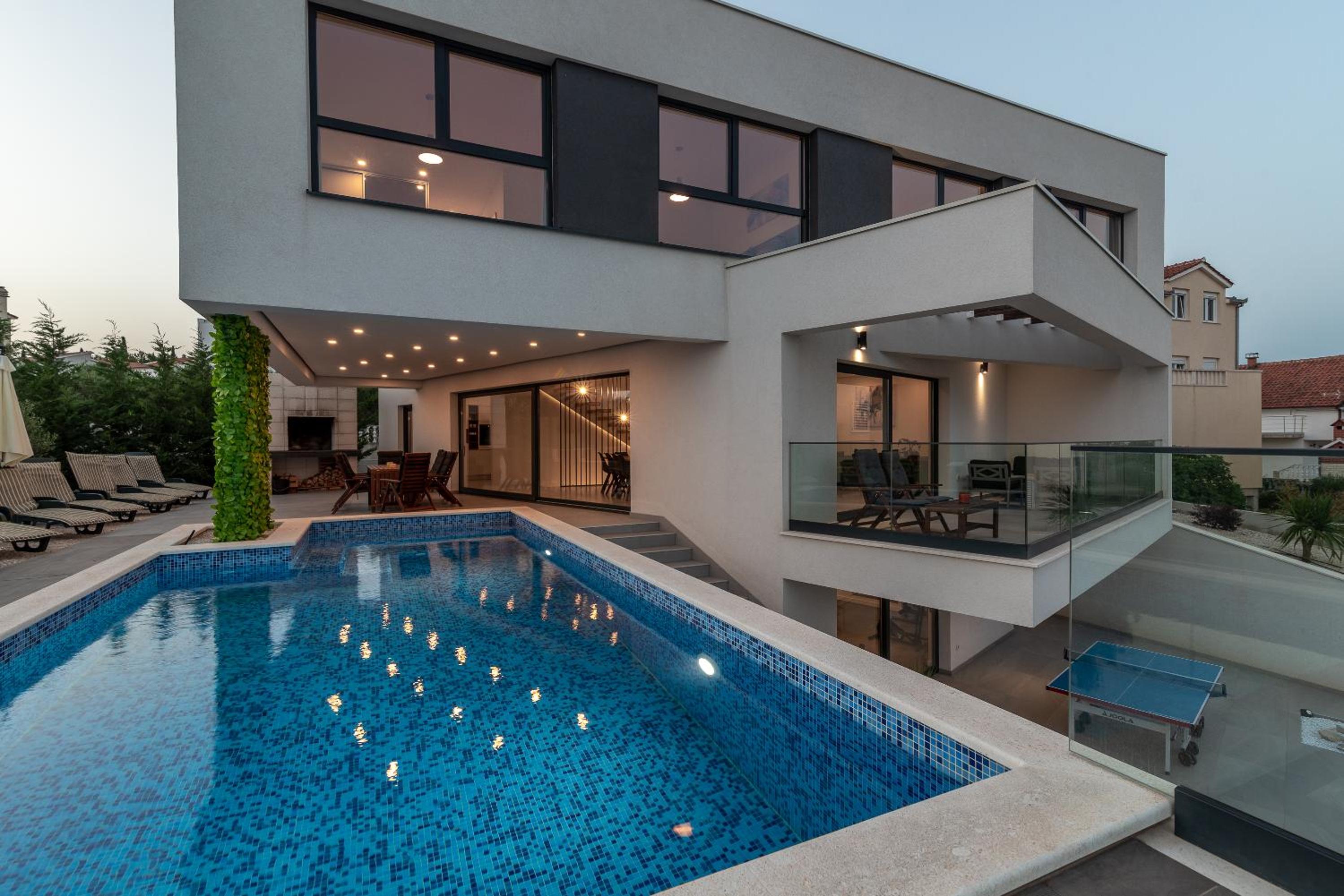 Villalux2022 mit Pool beheizt view 3