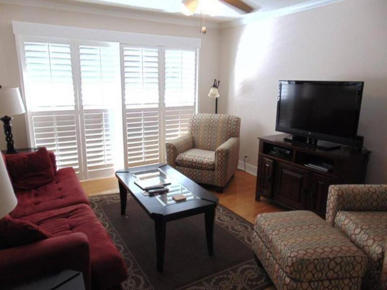 W2 Ocean Walk Resort upstairs 2 bed king and two twins next to back pool view 5