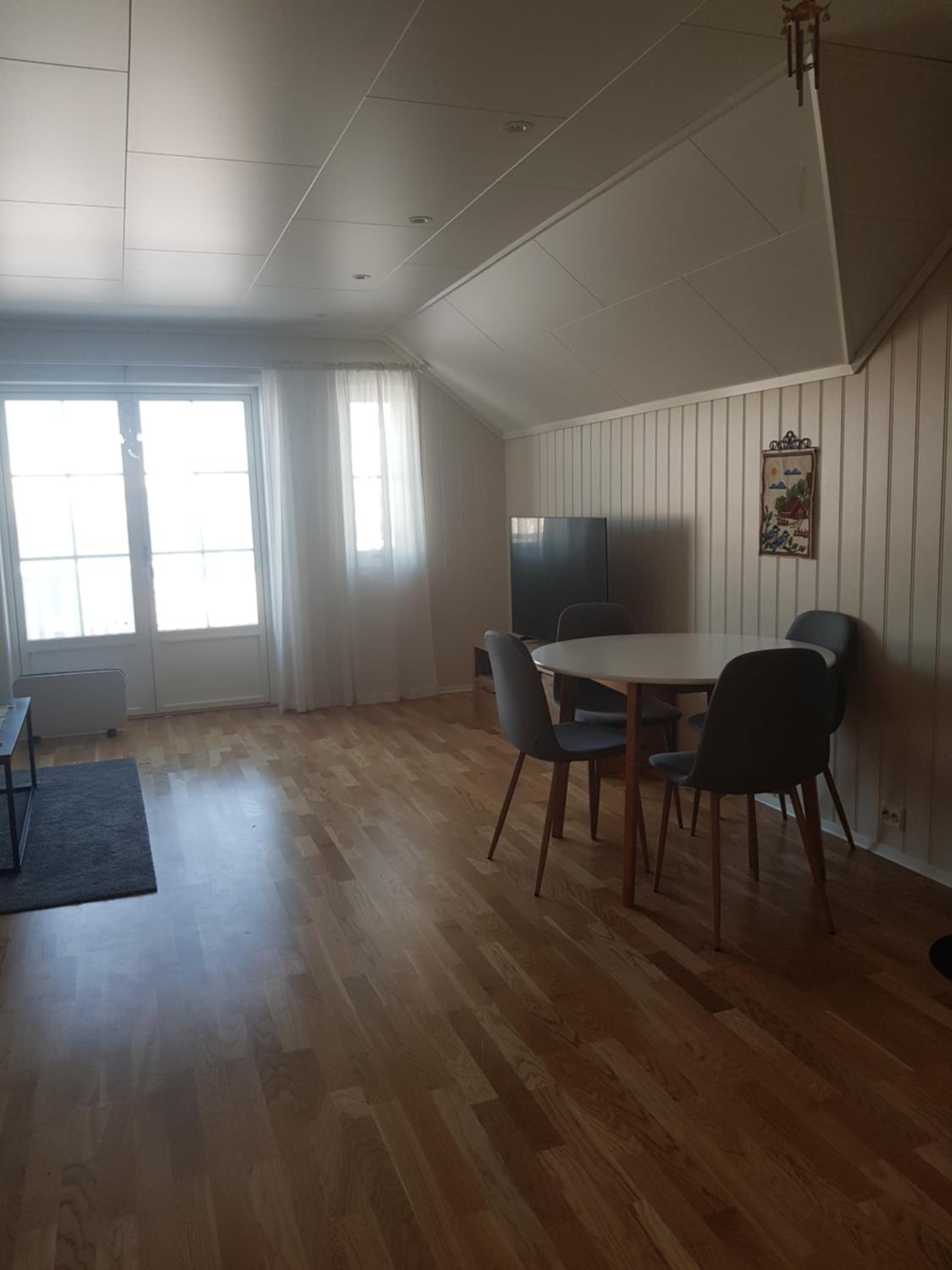 2 Bedrooms Apartment in Sommarøy Island