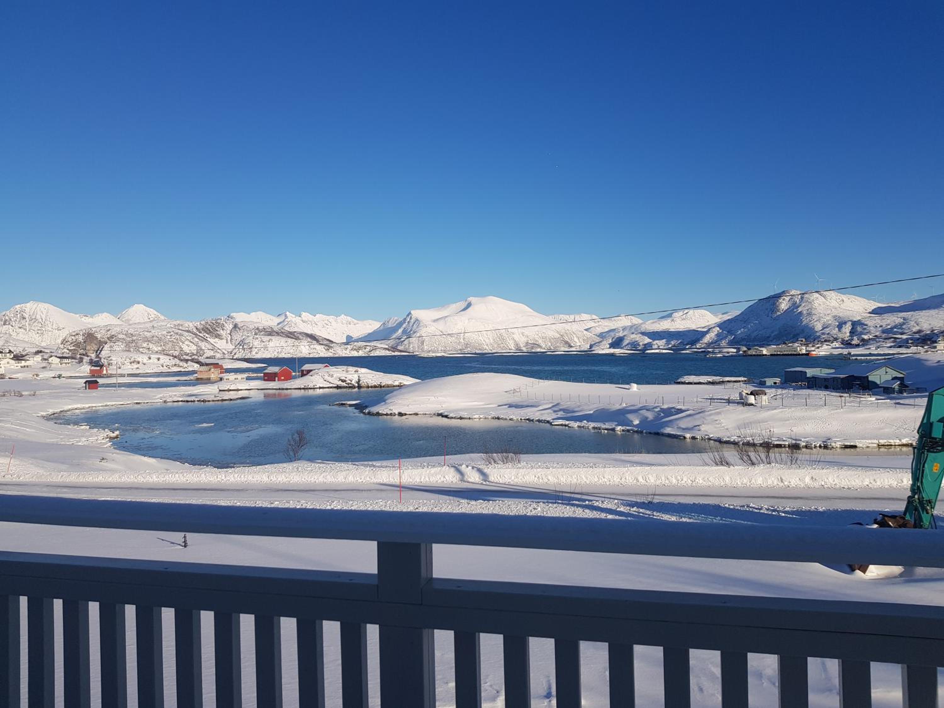 2 Bedrooms Apartment in Sommarøy Island