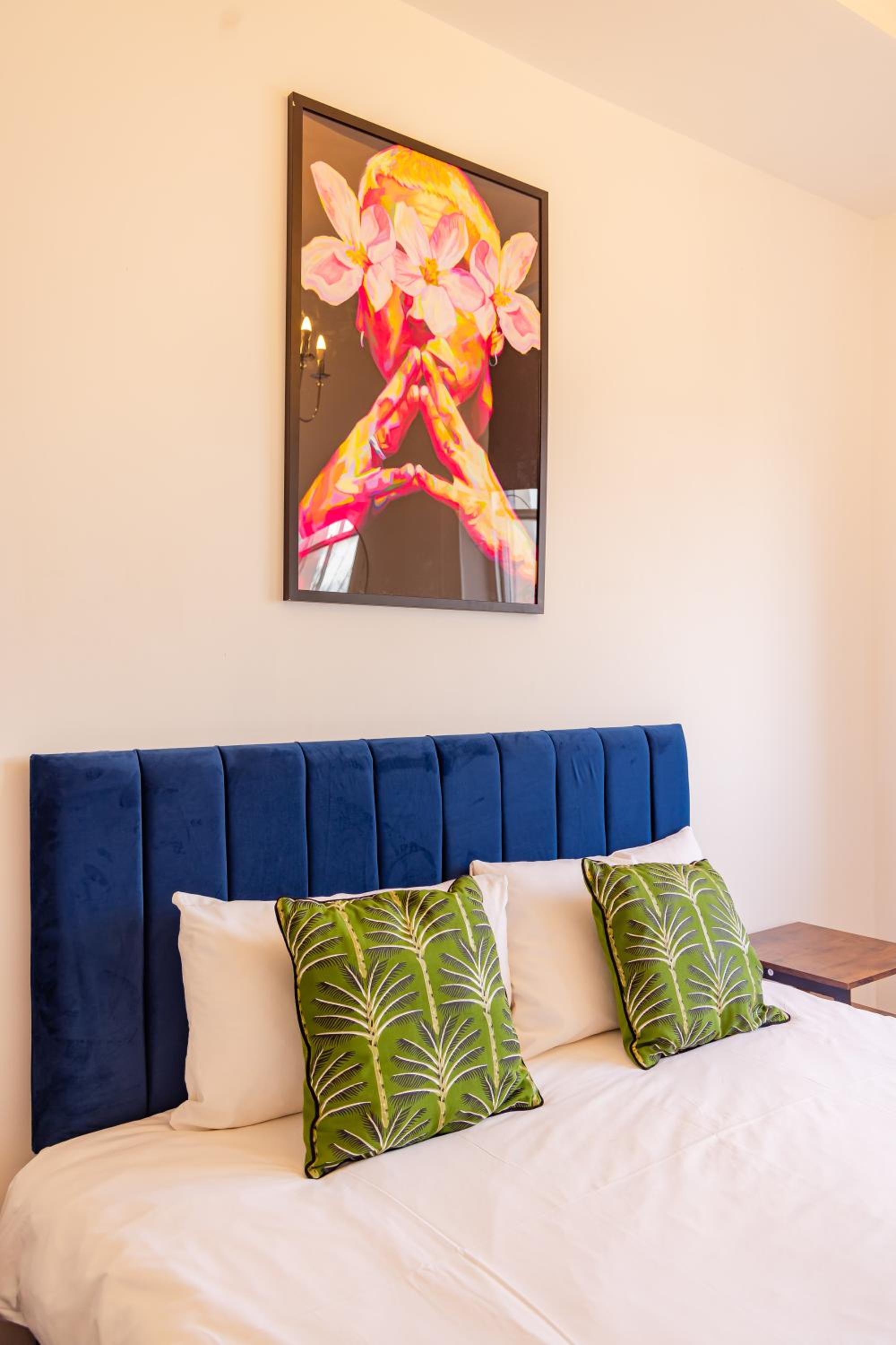 FLASH SALE Brighton City Centre 1 Bedroom Flat BN15NOR17 view 2