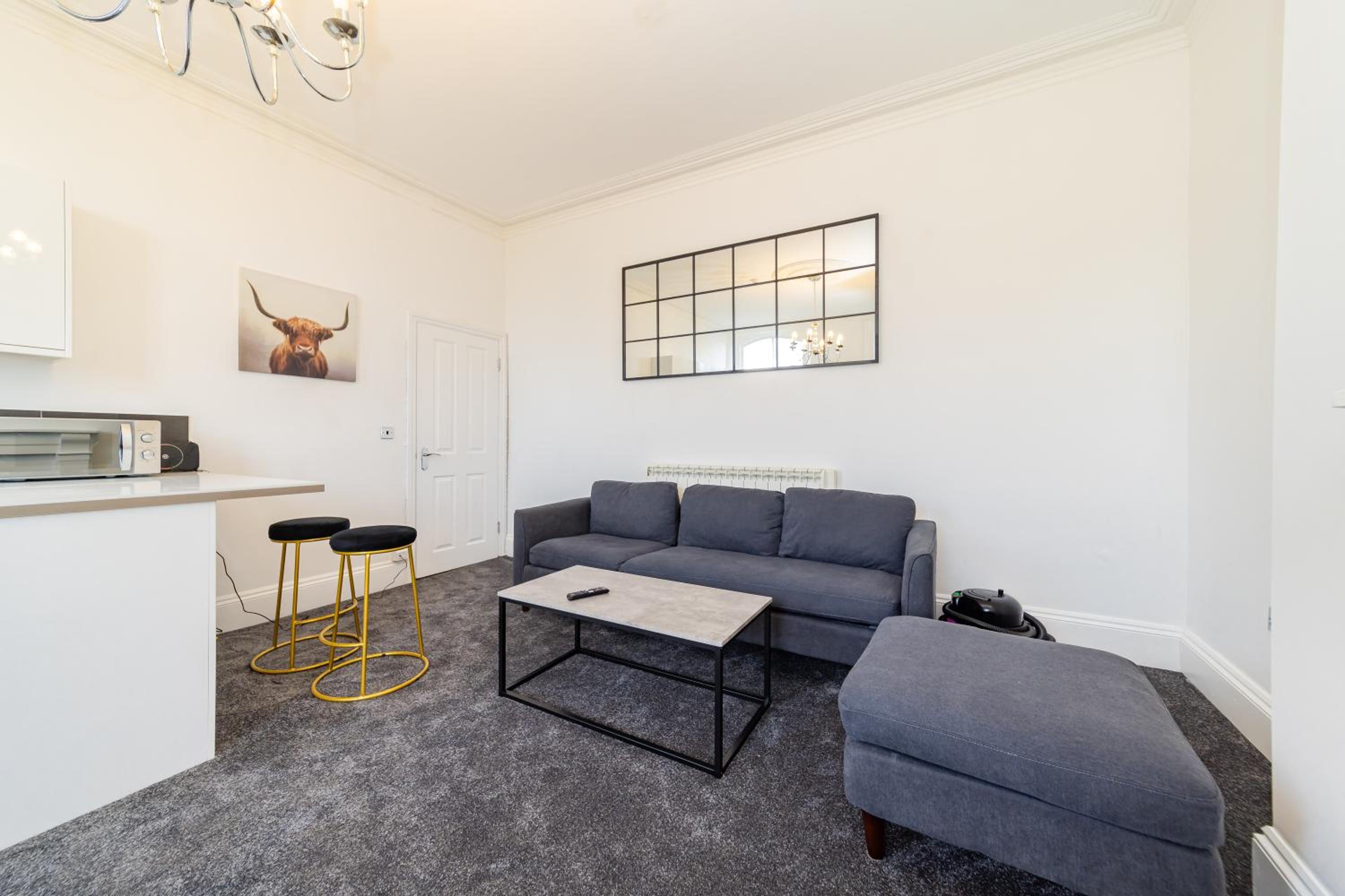 FLASH SALE Brighton City Centre 1 Bedroom Flat BN15NOR17 view 3