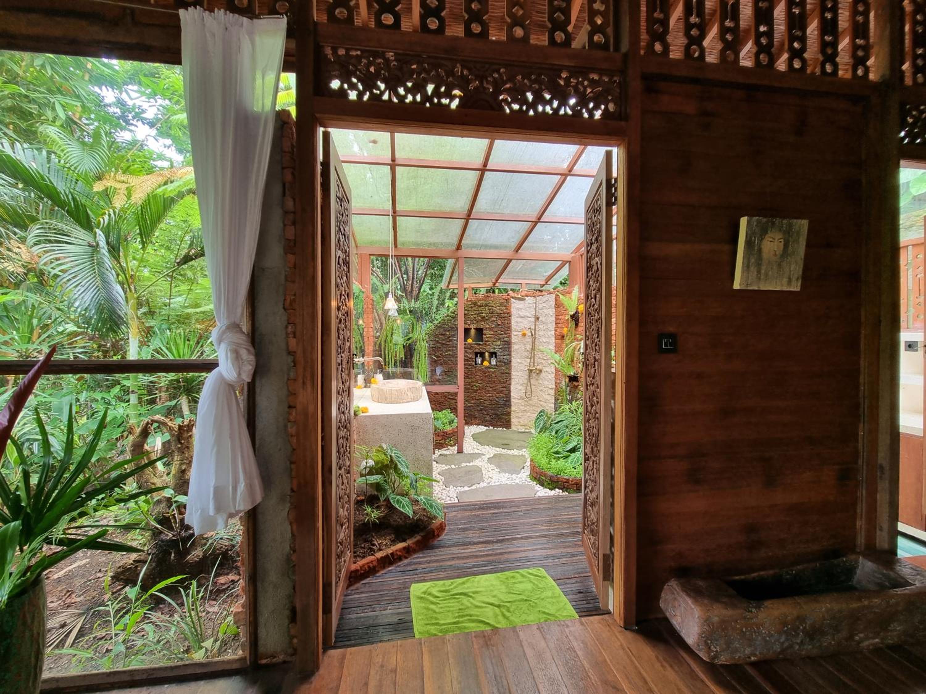Villa Mahadevi 3 with Jungle Views near Ubud view 5